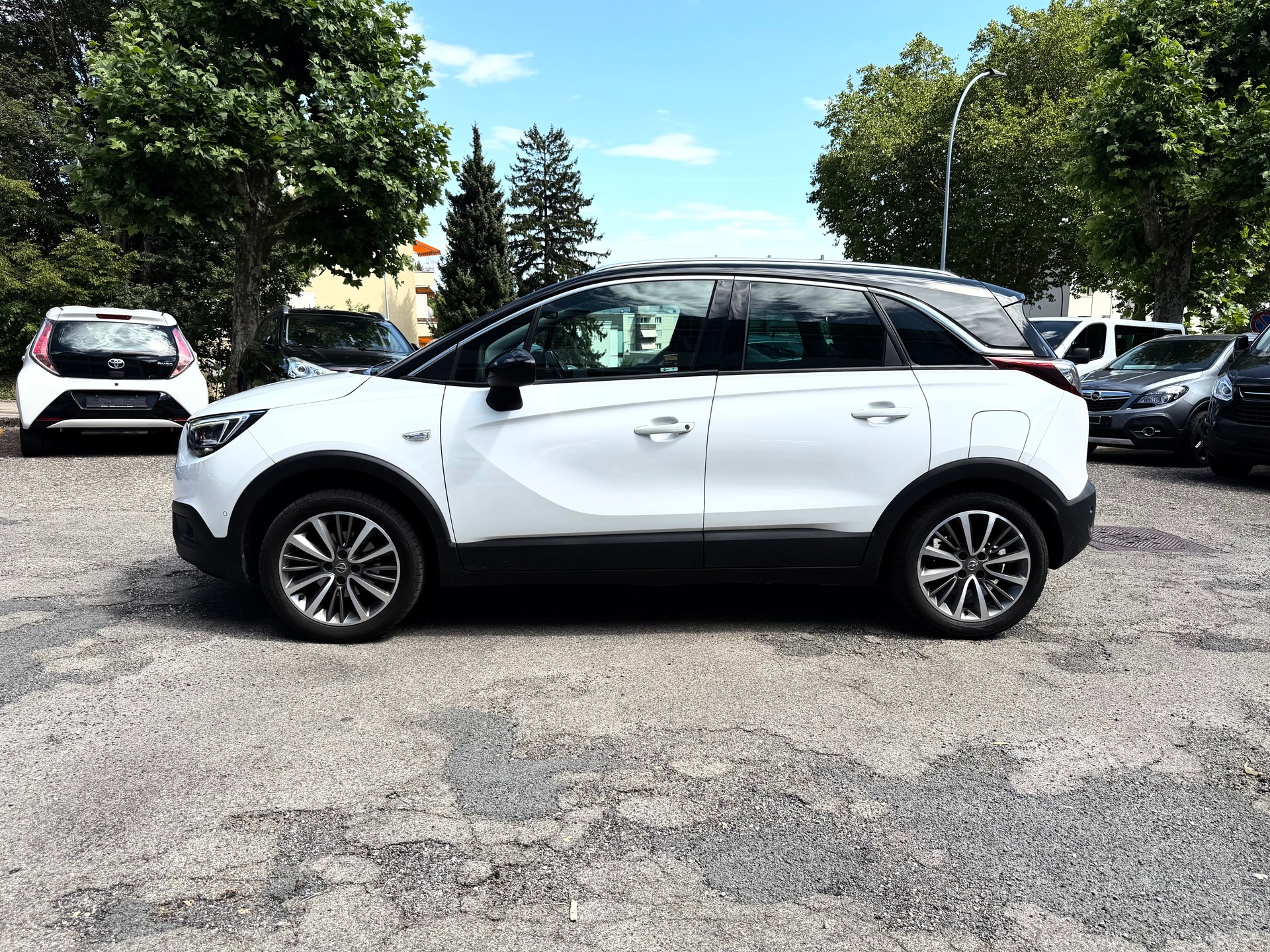 OPEL Crossland X 1.2i TP Excellence Automatik-image-3