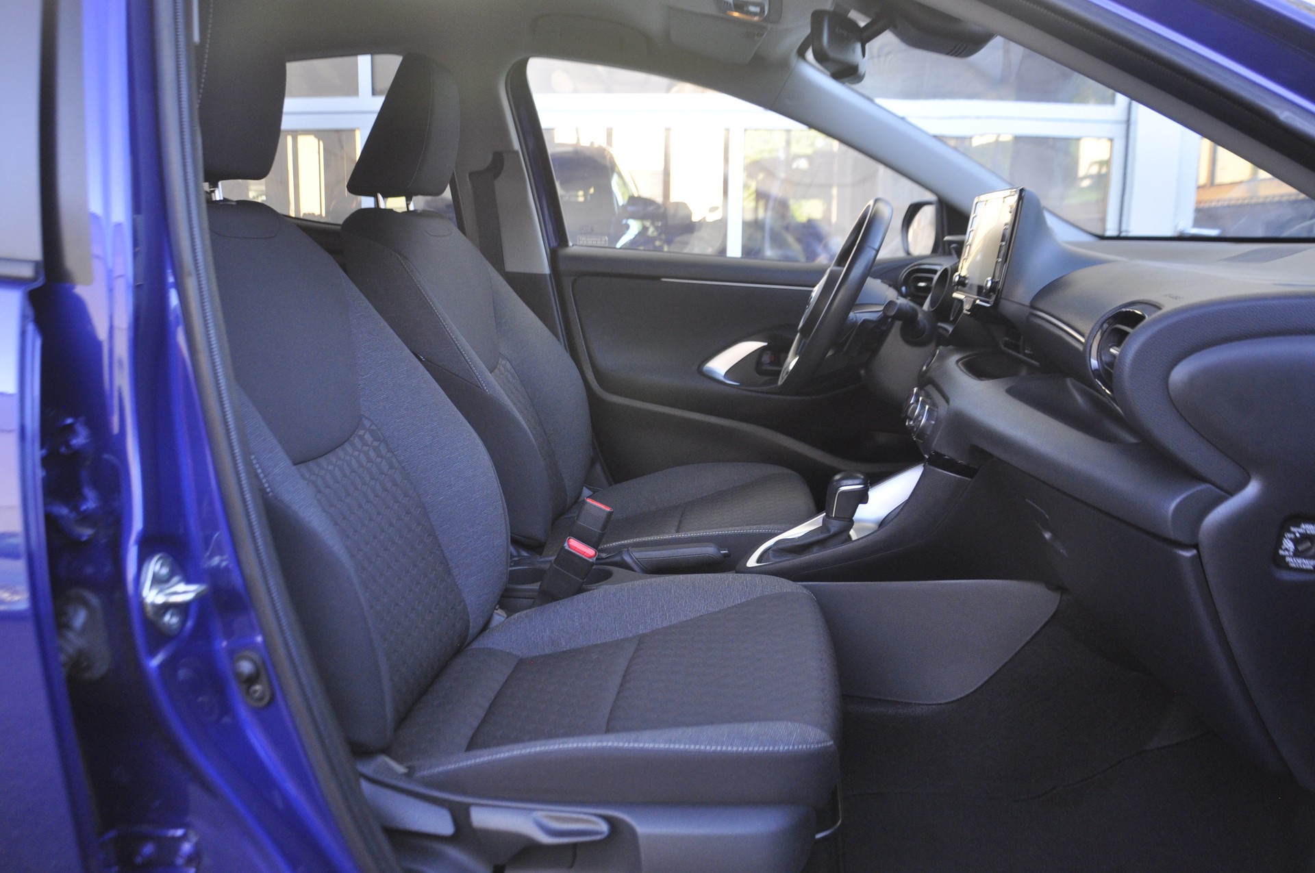 TOYOTA Yaris 1.5 Trend CVT-image-7