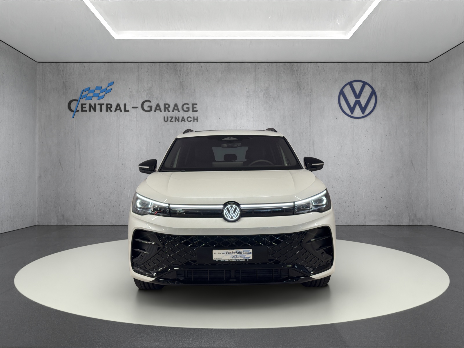 VW Tiguan 2.0 TSI DSG R-Line Plus 4Motion-image-1
