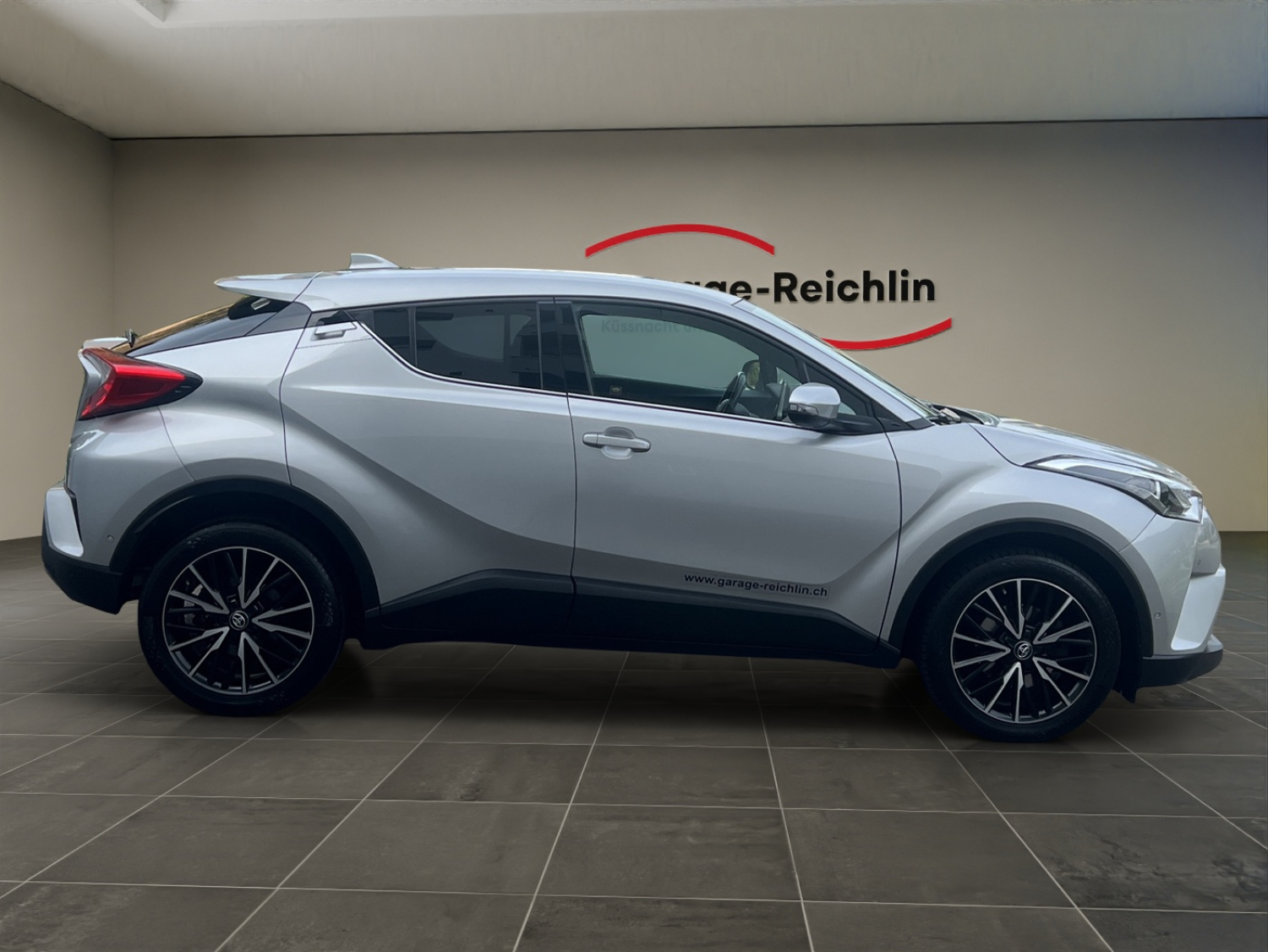 TOYOTA C-HR 1.2 T Premium 4x4-image-5