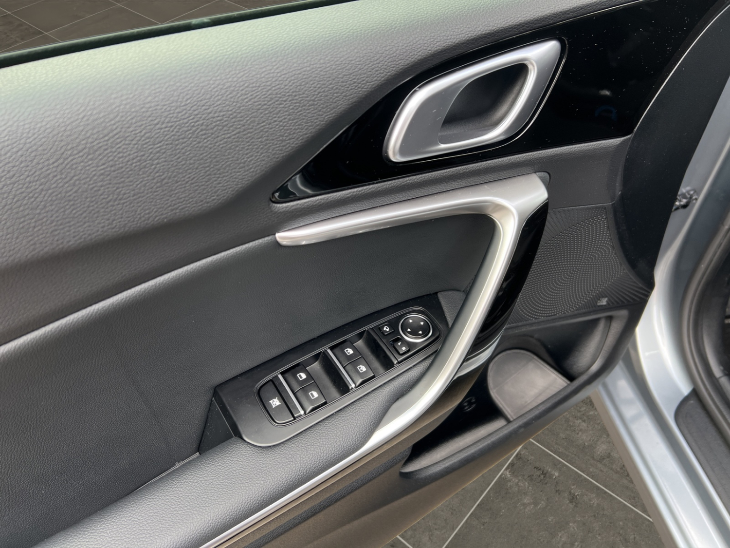 KIA Ceed SW 1.5 T-GDi MHEV Power-image-16