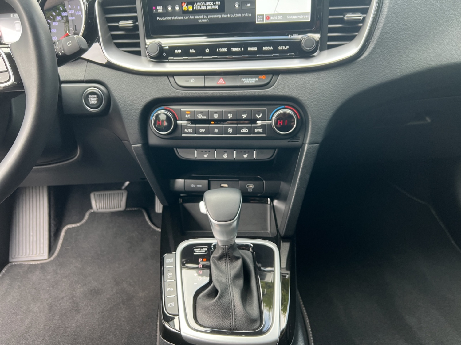 KIA Ceed SW 1.5 T-GDi MHEV Power-image-13