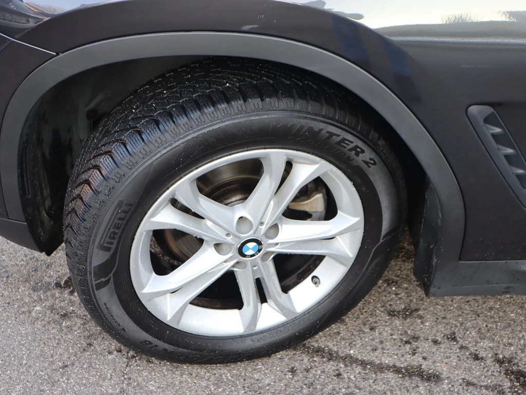 BMW X3 xDrive 48V 20d Steptronic **Teil-Leder ** Gr-Navi ** RF-Kamera 360° ** H-Up Display ** Frisch Ab MFK & Service **-image-12
