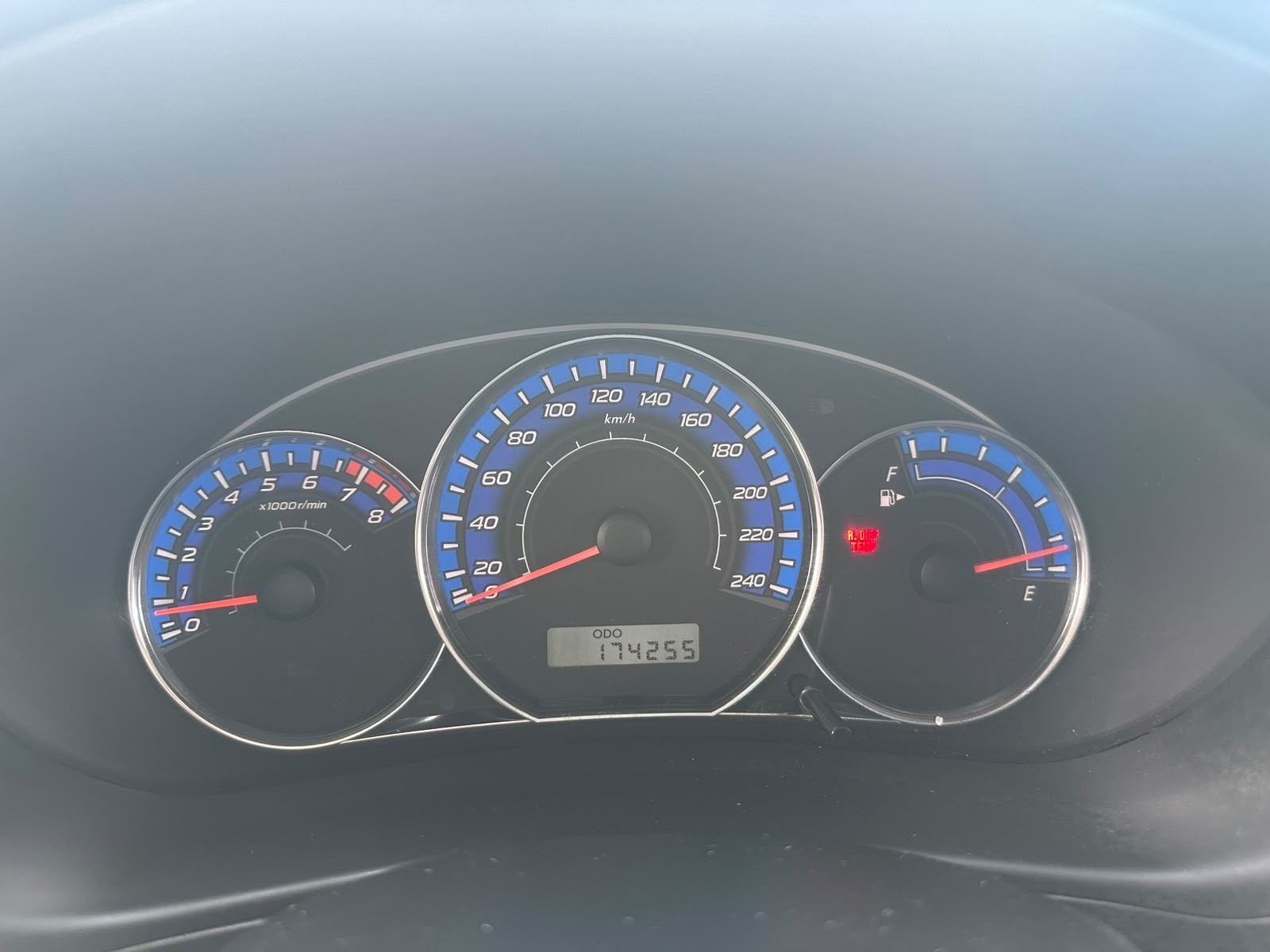 SUBARU Forester 2.0XS Comfort Celebration-image-9