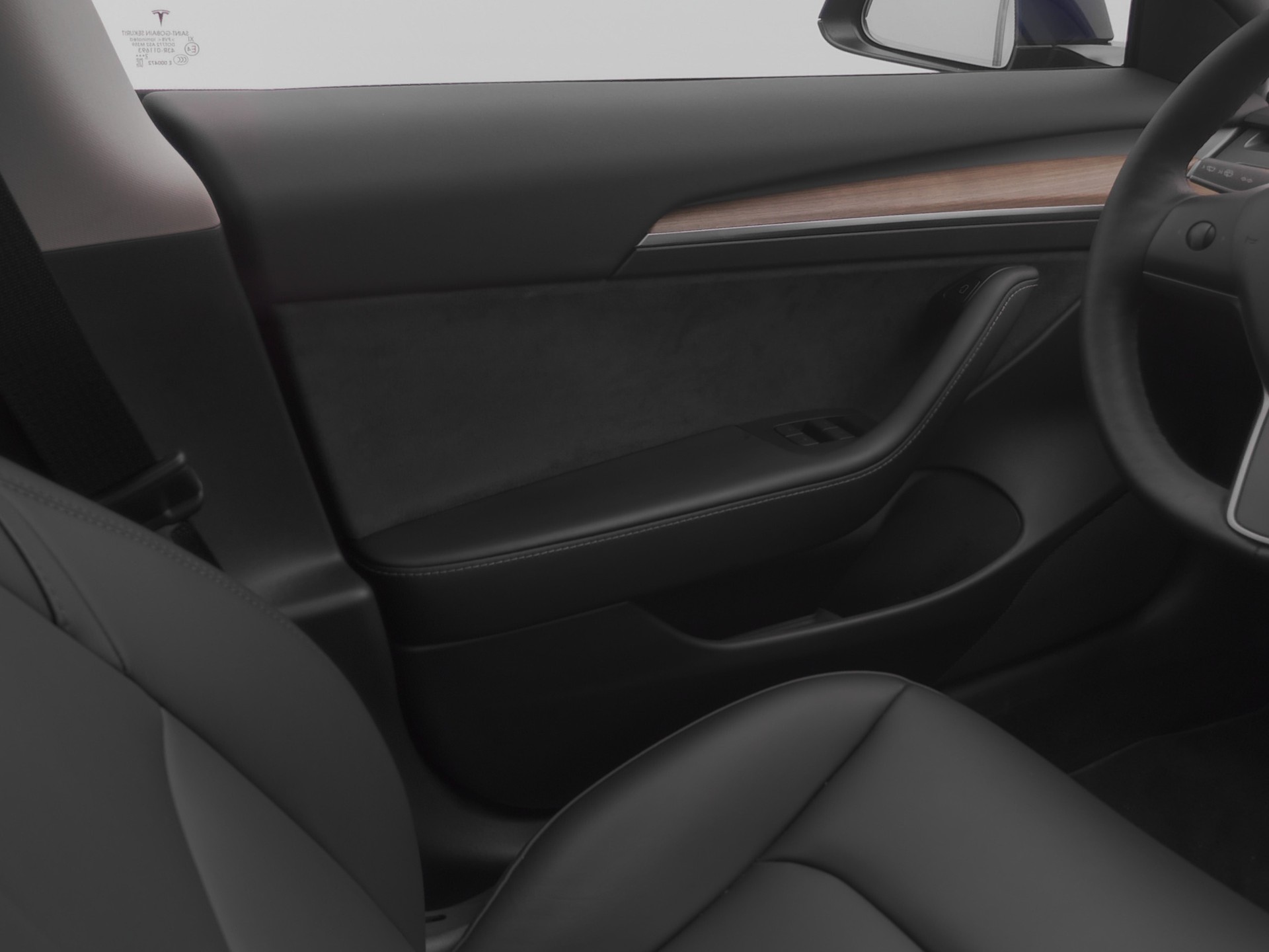 TESLA Model 3 Long Range Dual Motor AWD-image-8