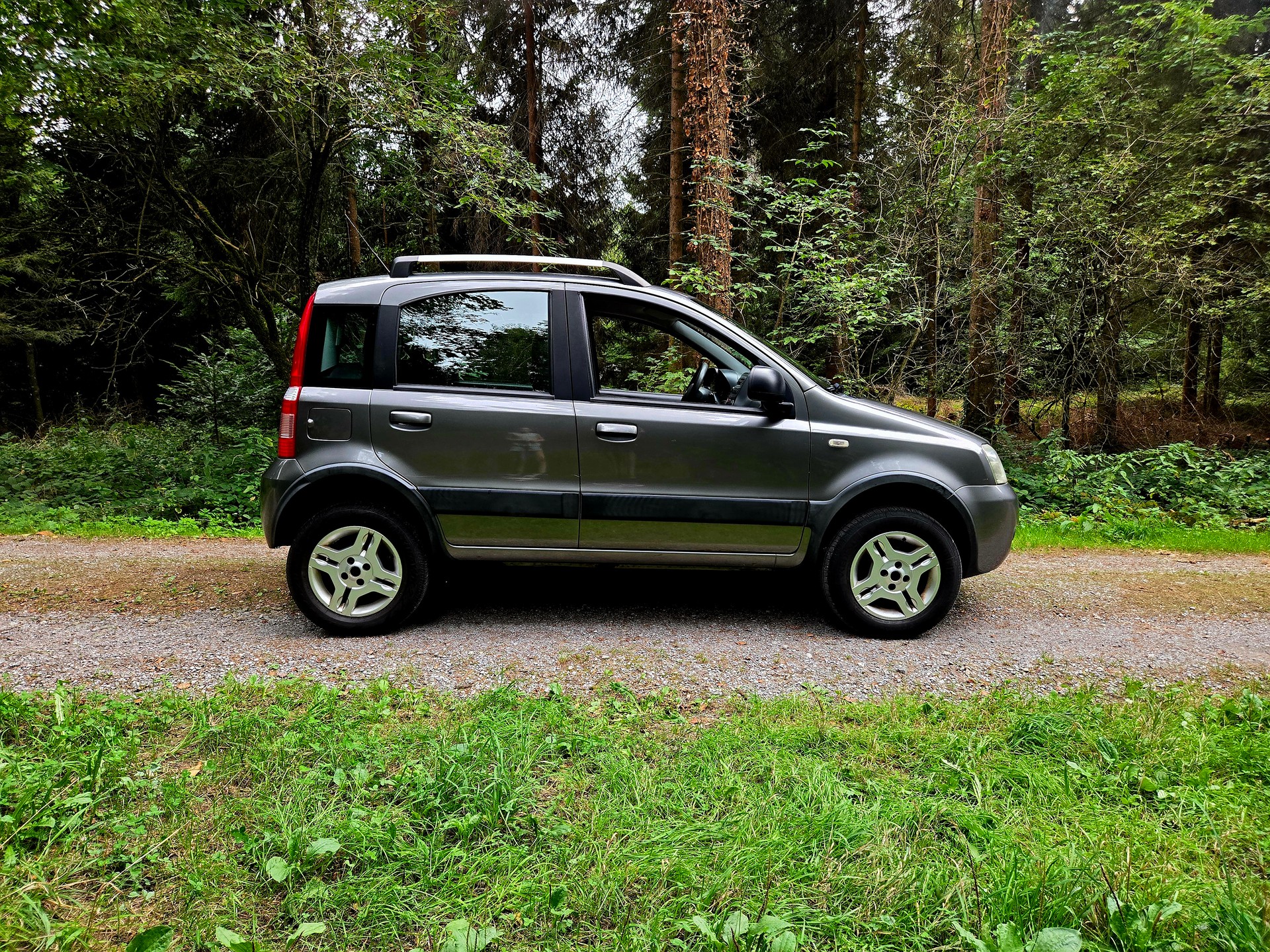 FIAT Panda 1.2 Climbing 4x4-image-2