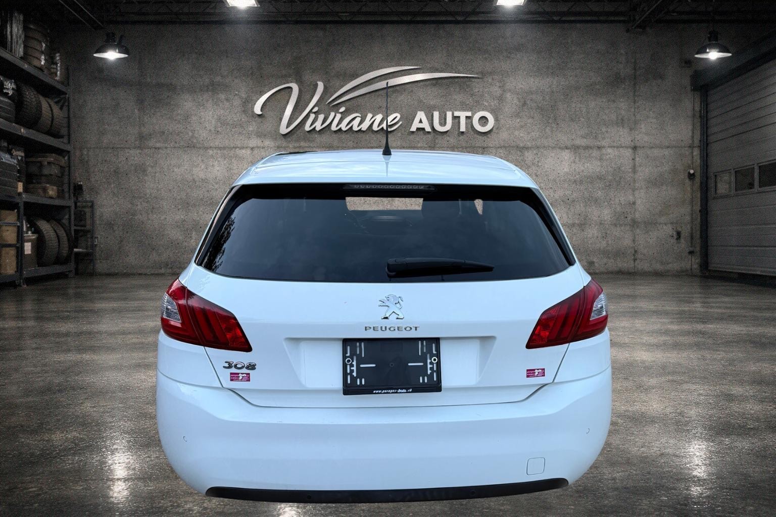 PEUGEOT 308 1.2 THP Allure Automatic-image-5