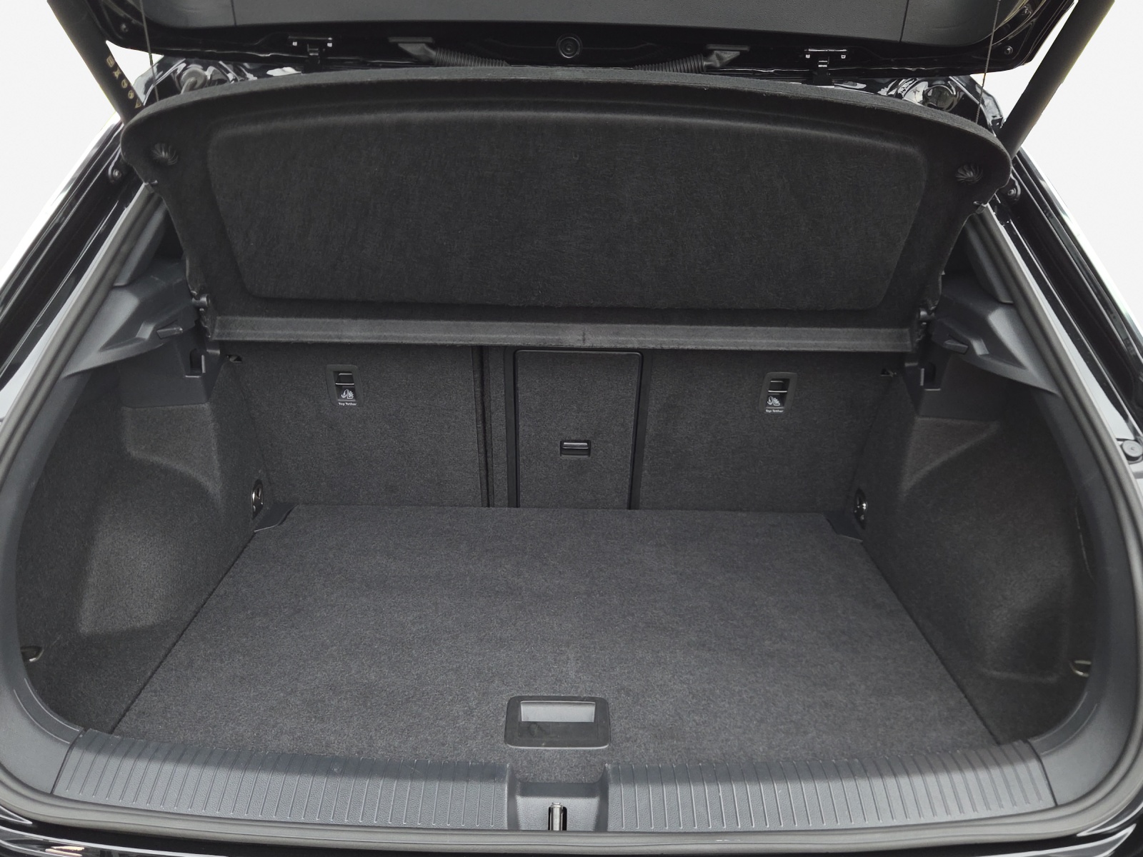 VW T-Roc 2.0 TSI R-Line DSG 4Motion-image-12