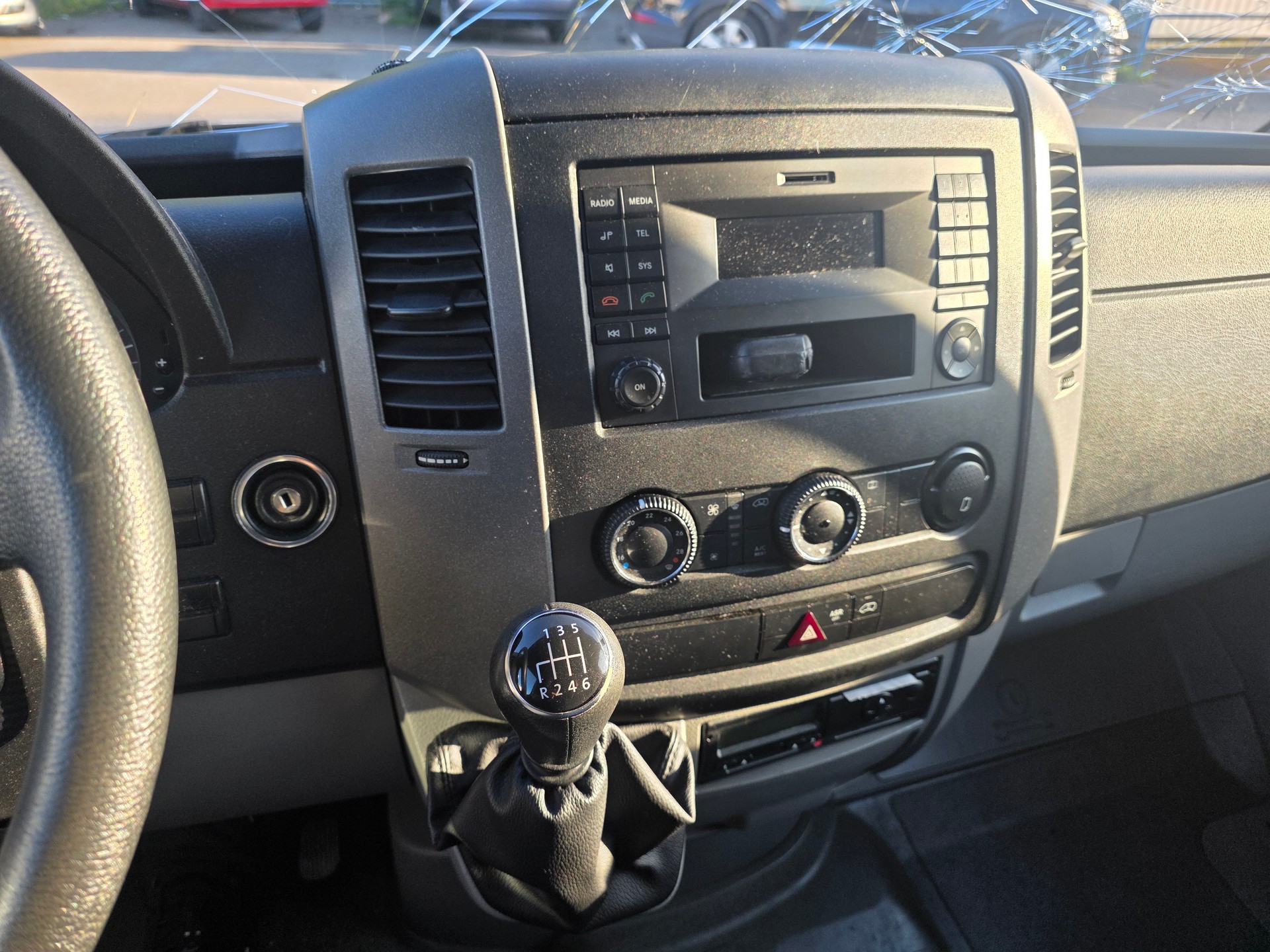 VW Crafter 50 2.0 BiTDI CR-image-7