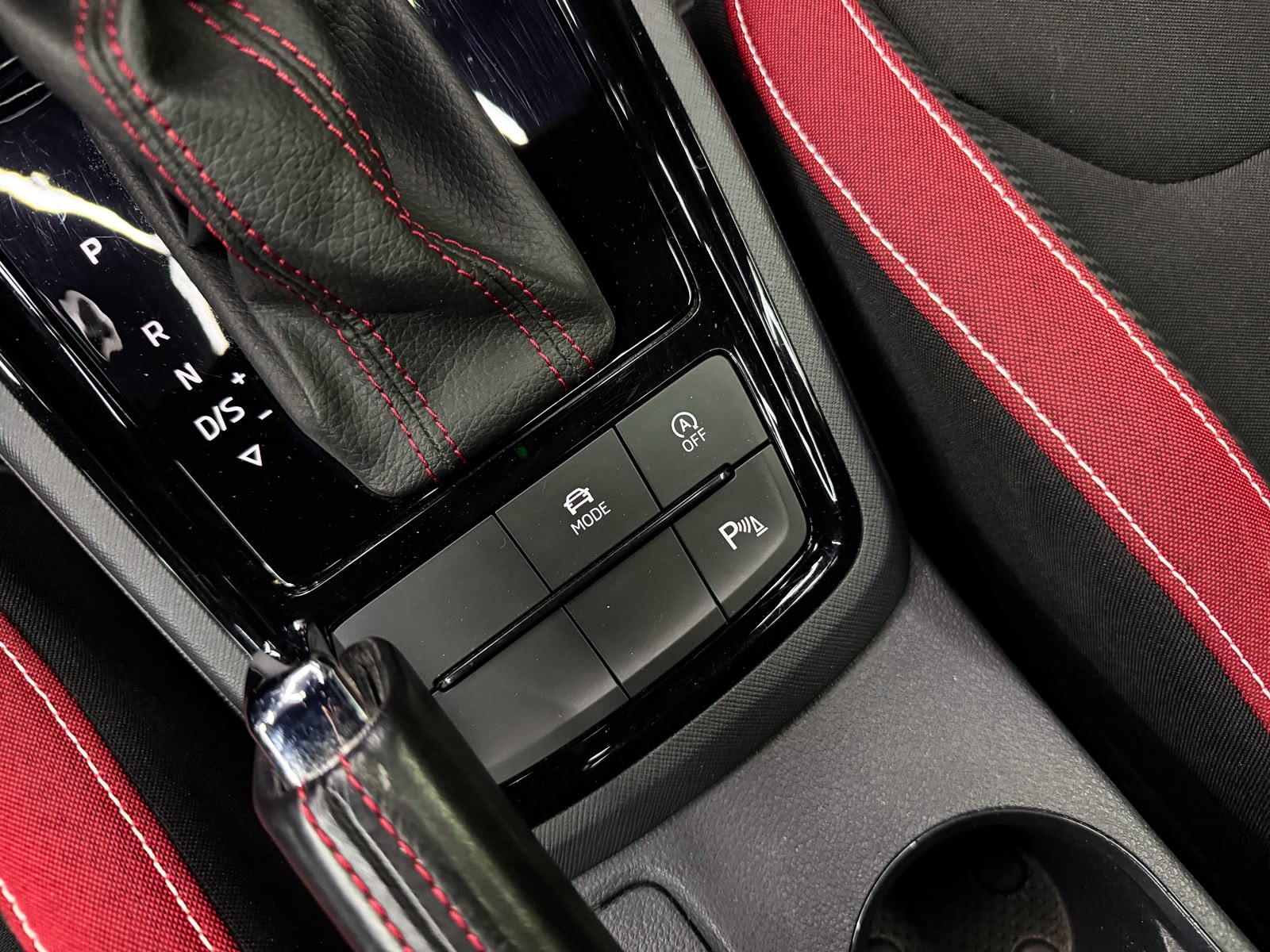 SKODA Kamiq 1.5 TSI ACT Monte Carlo DSG-image-16