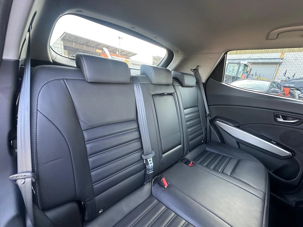 KGM-SsangYong Tivoli 1.6 eXDi Sapphire 4WD Automatic-image-10