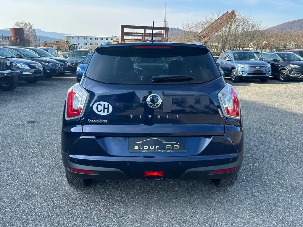 KGM-SsangYong Tivoli 1.6 eXDi Sapphire 4WD Automatic-image-2