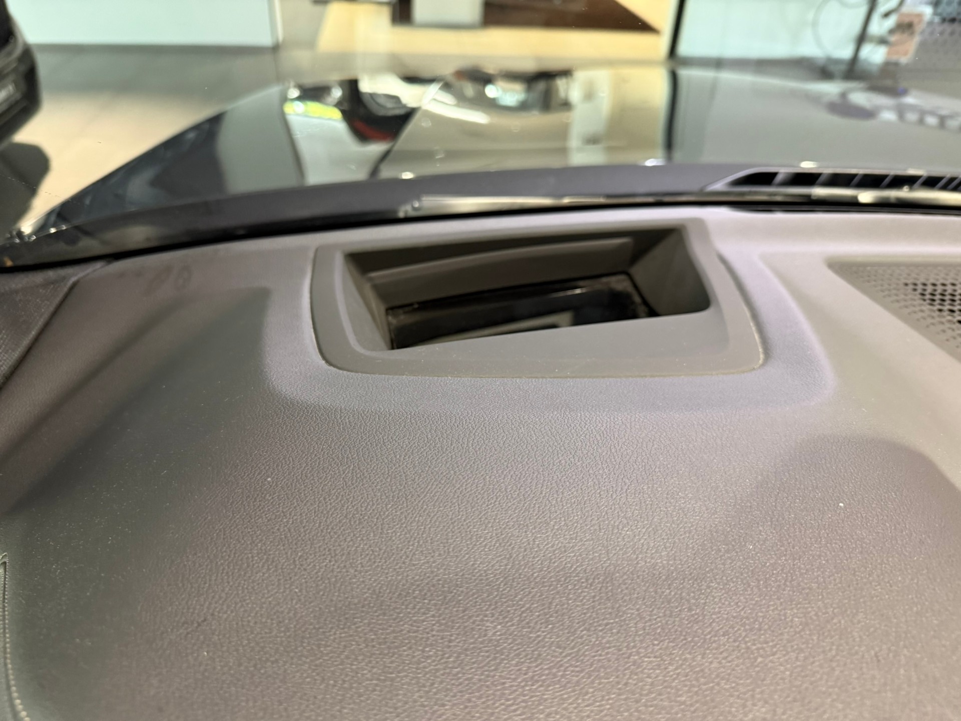 BMW X5 xDrive 48V 30d M Sport Steptronic-image-18