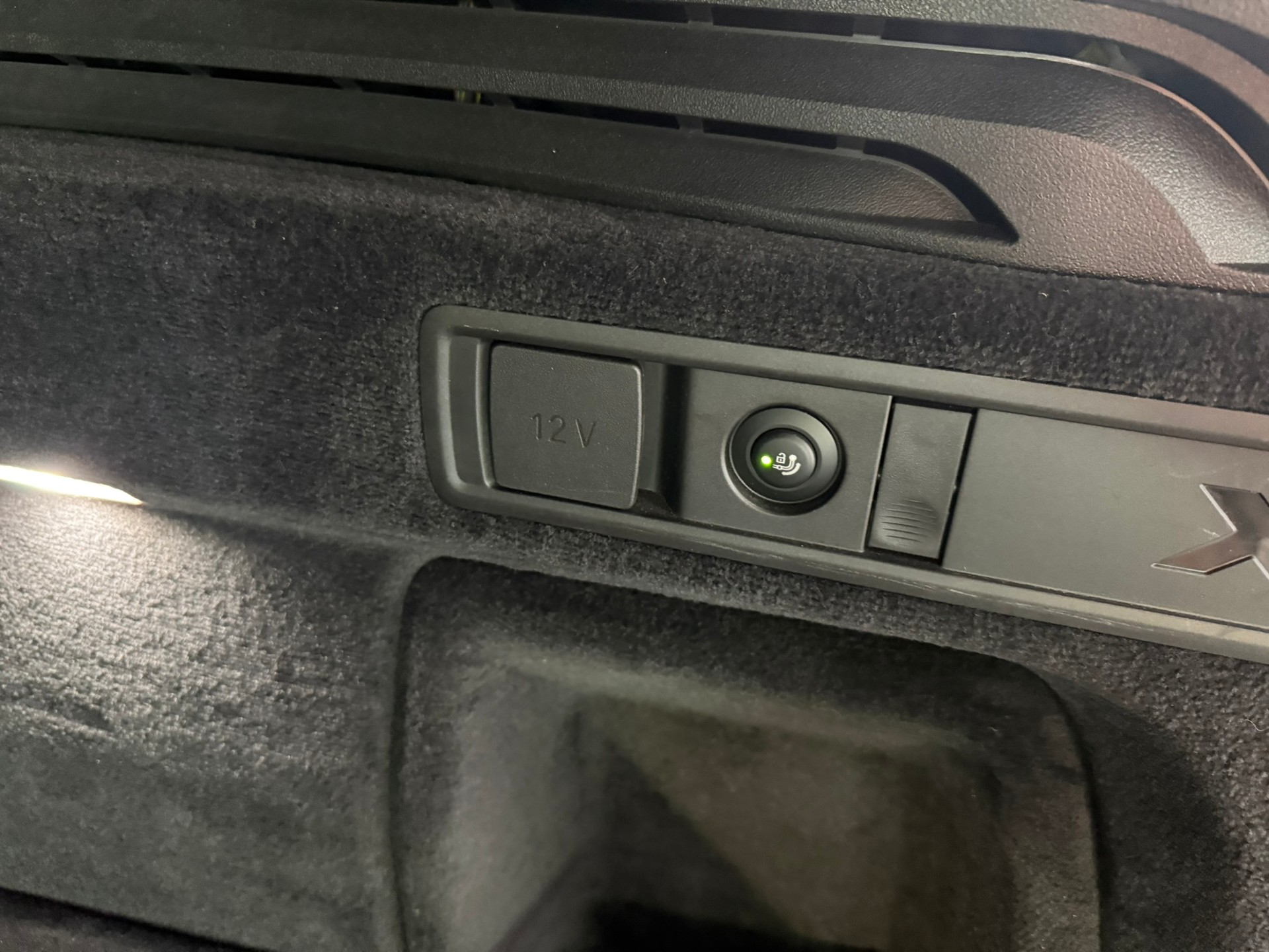 BMW X5 xDrive 48V 30d M Sport Steptronic-image-26