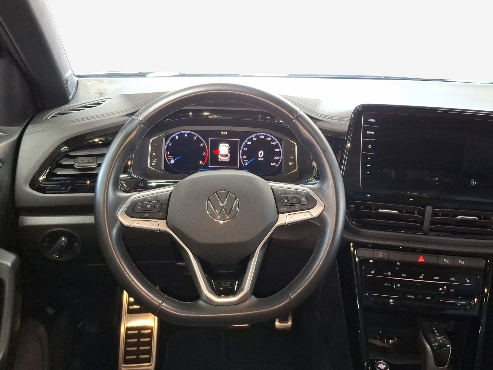 VW T-Roc 2.0 TSI R-Line DSG 4Motion-image-9