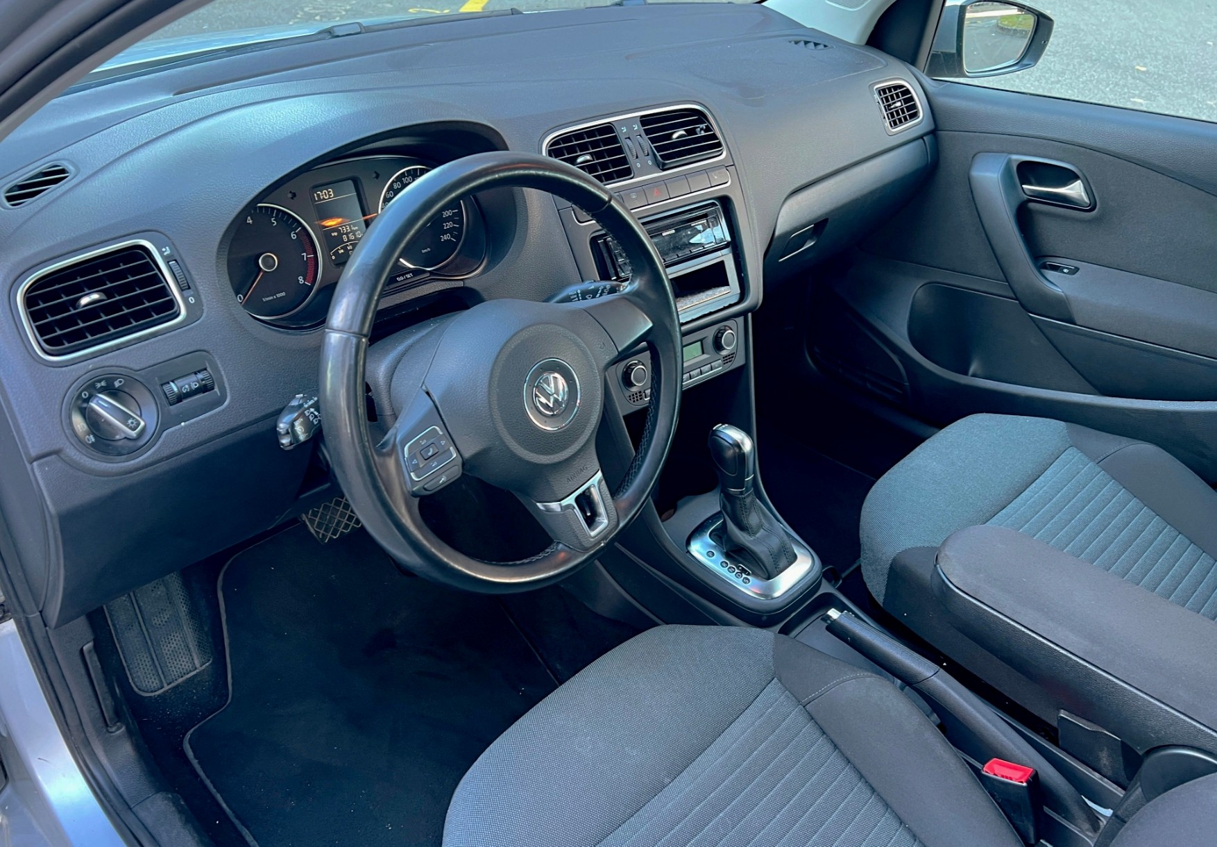 VW Polo 1.2 TSI Comfortline-image-9