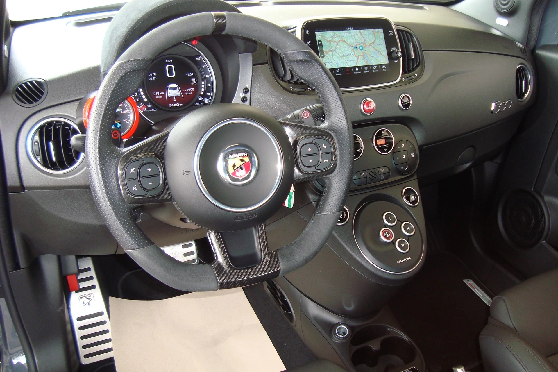 FIAT 595 1.4 16V Turbo Abarth Competizione Dualogic-image-6