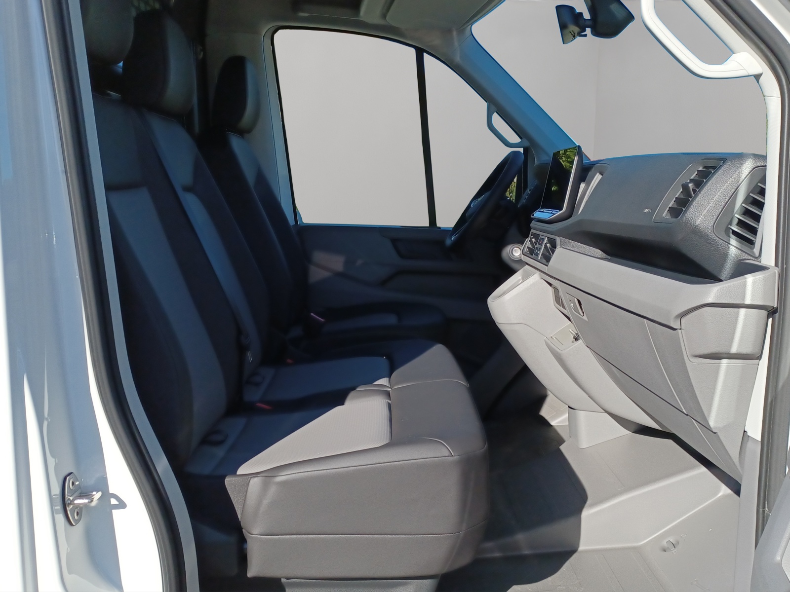 VW Crafter 35 2.0 TDI DSG 140 PS KaWa HD-image-11
