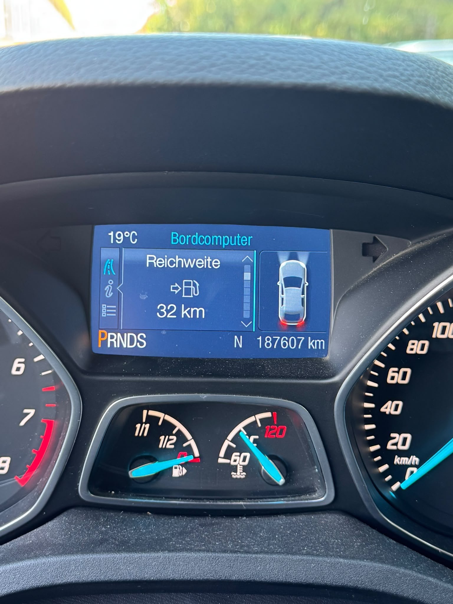 FORD Kuga 1.6 SCTi Carving 4WD Automatic-image-9