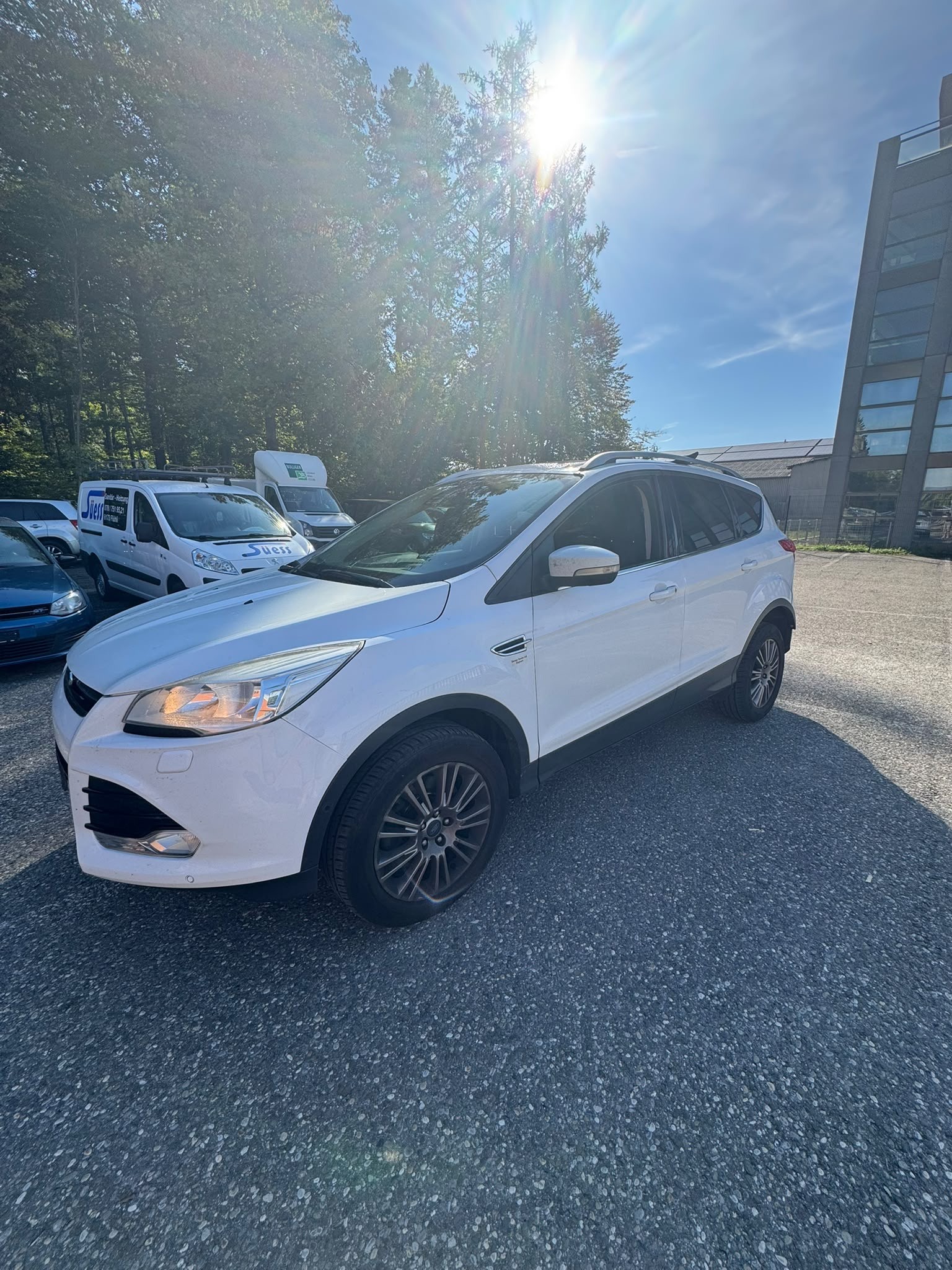 FORD Kuga 1.6 SCTi Carving 4WD Automatic-image-4