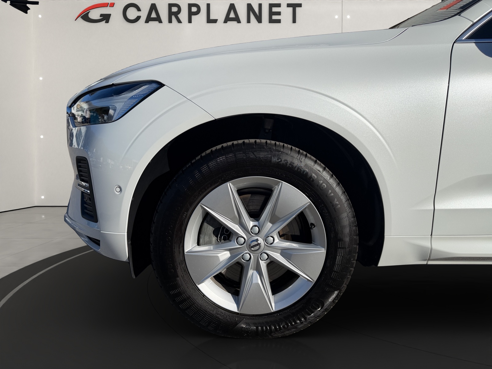 VOLVO XC60 2.0 B5 MH Momentum AWD-image-6