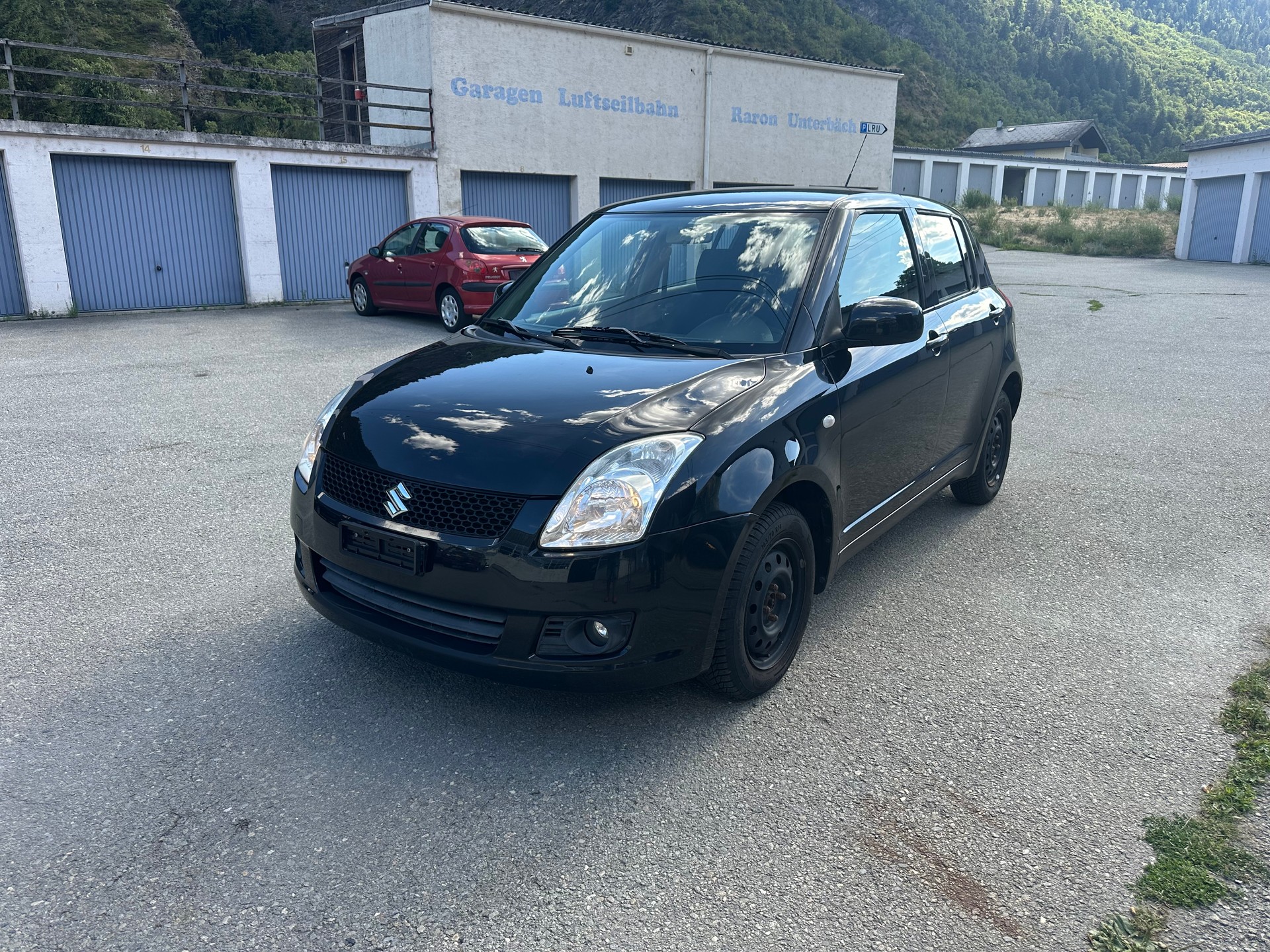 SUZUKI Swift 1.3i 16V GL Top 4x4-image-1
