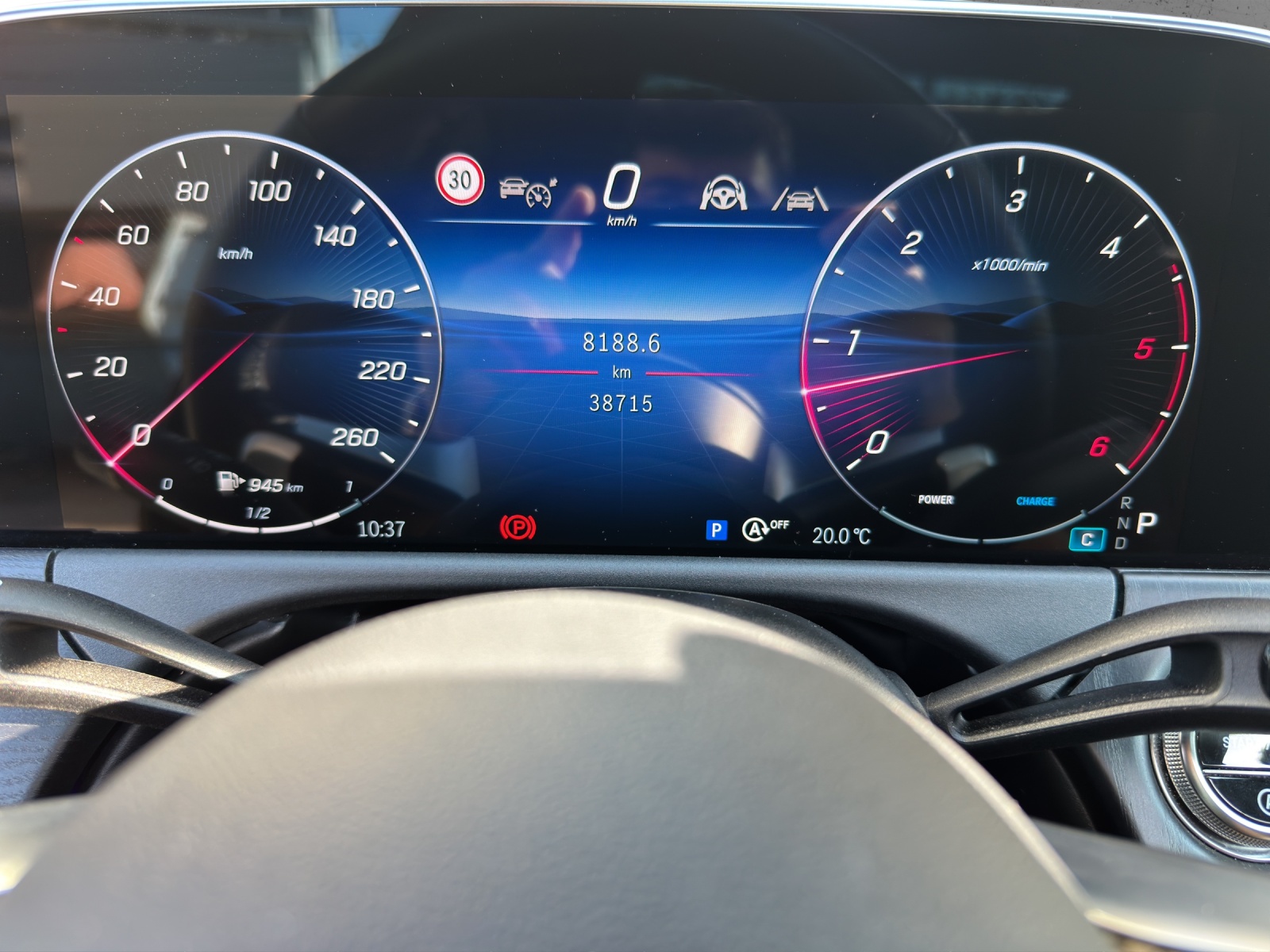 MERCEDES-BENZ E 220 d 4Matic 9G-Tronic-image-6