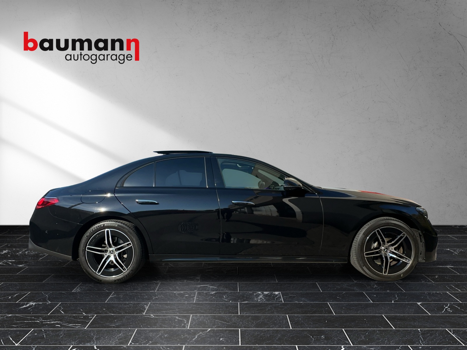 MERCEDES-BENZ E 220 d 4Matic 9G-Tronic-image-4