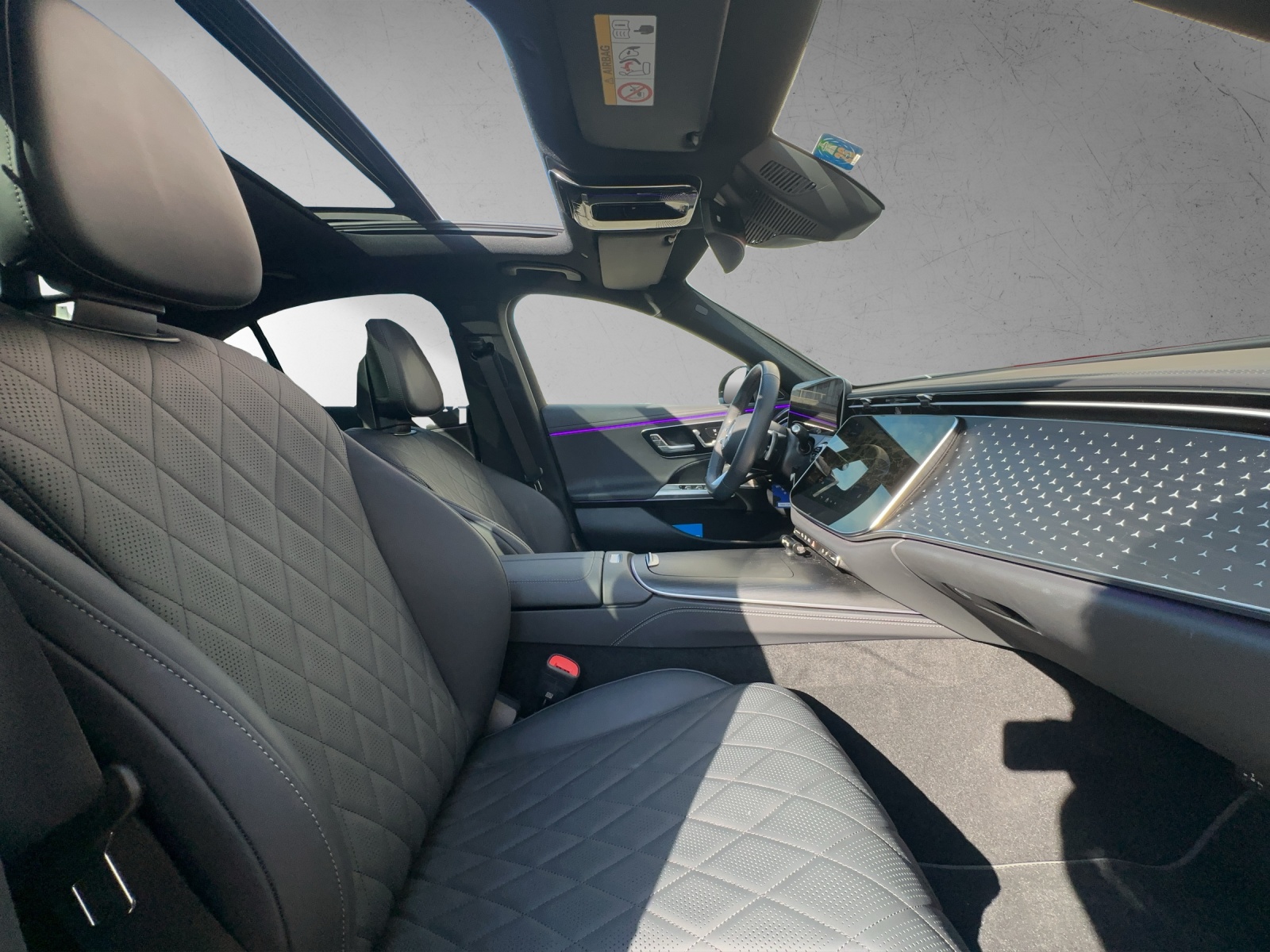 MERCEDES-BENZ E 220 d 4Matic 9G-Tronic-image-12