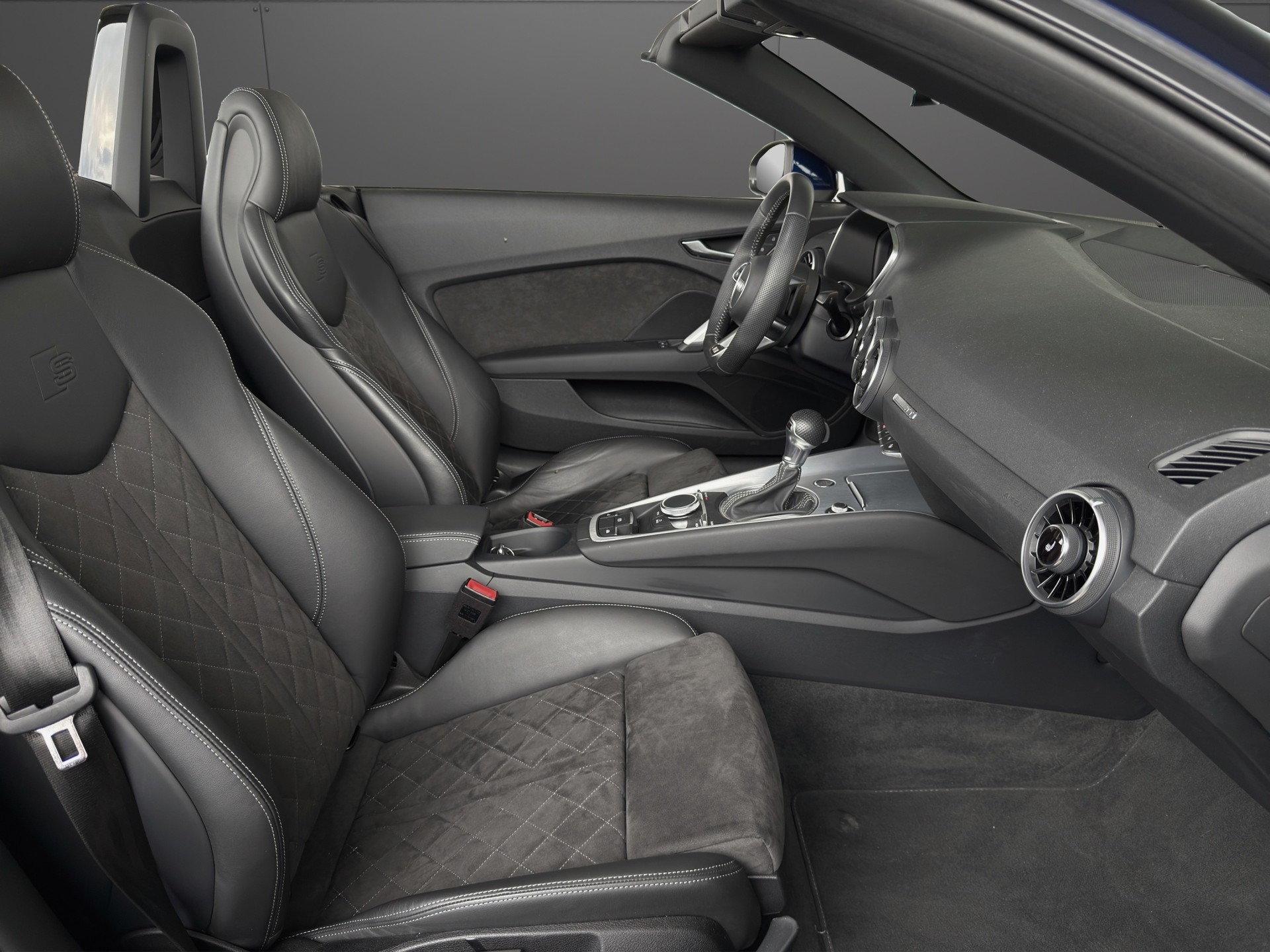 AUDI TT Roadster 45 TFSI S-tronic-image-11