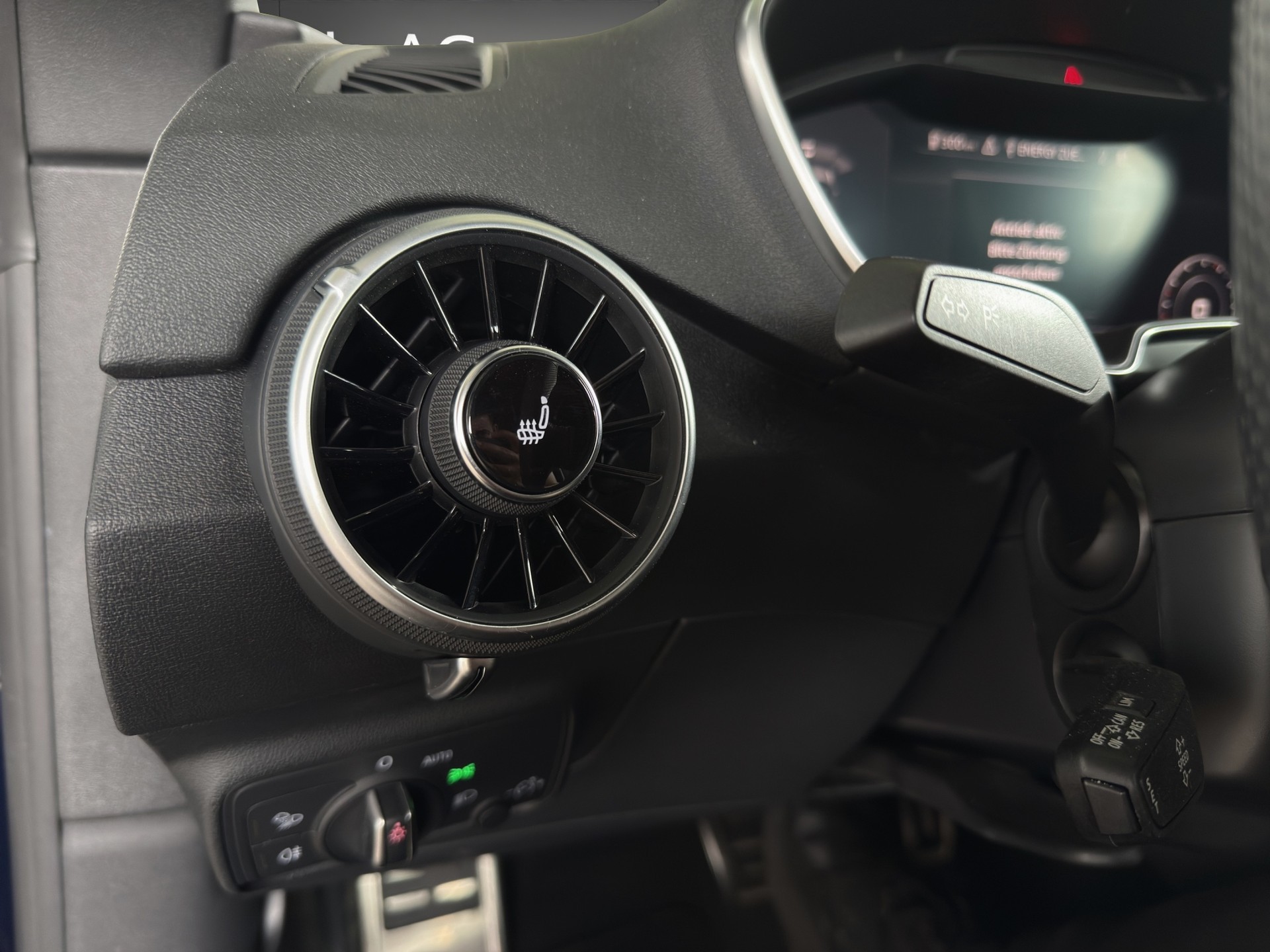 AUDI TT Roadster 45 TFSI S-tronic-image-15