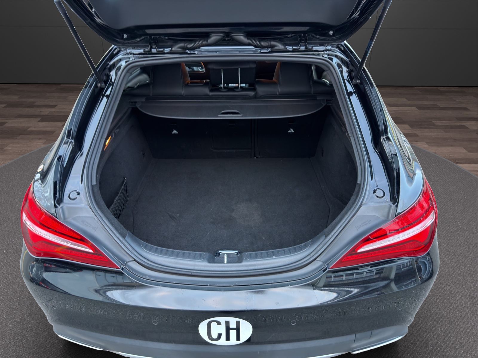 MERCEDES-BENZ CLA Shooting Brake 220 d Urban 7G-DCT – 177 PS | 7G-DCT | Ab MFK | HAGELSCHADEN-image-5
