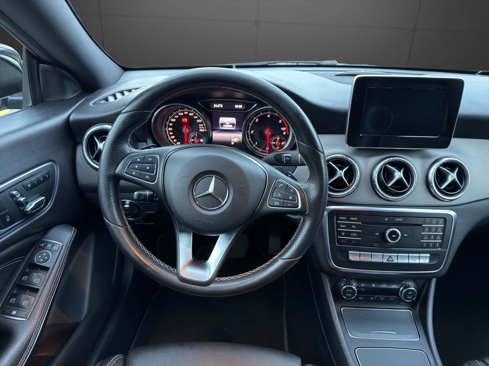 MERCEDES-BENZ CLA Shooting Brake 220 d Urban 7G-DCT – 177 PS | 7G-DCT | Ab MFK | HAGELSCHADEN-image-8