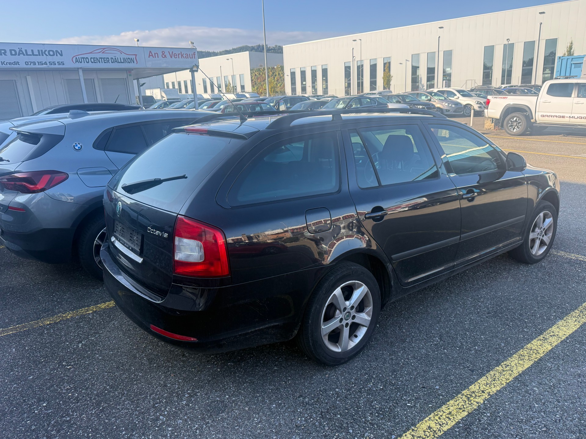 SKODA Octavia Combi 1.8 TSI Laurin & Klement 4x4-image-2