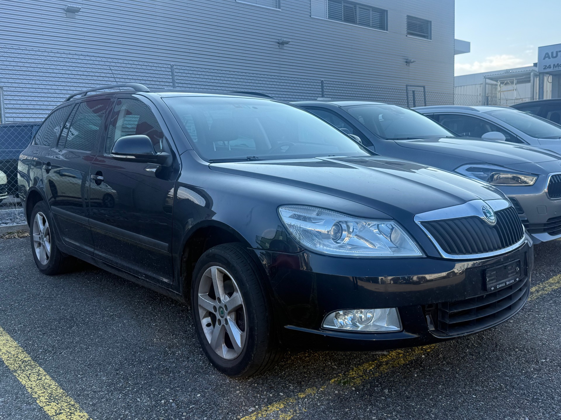 SKODA Octavia Combi 1.8 TSI Laurin & Klement 4x4-image-0