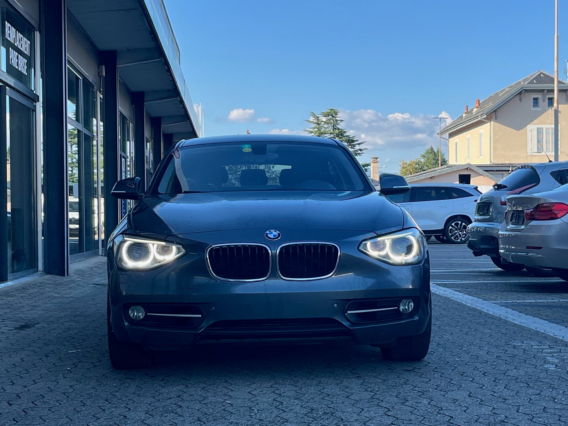 BMW 120d xDrive Sport Line-image-6