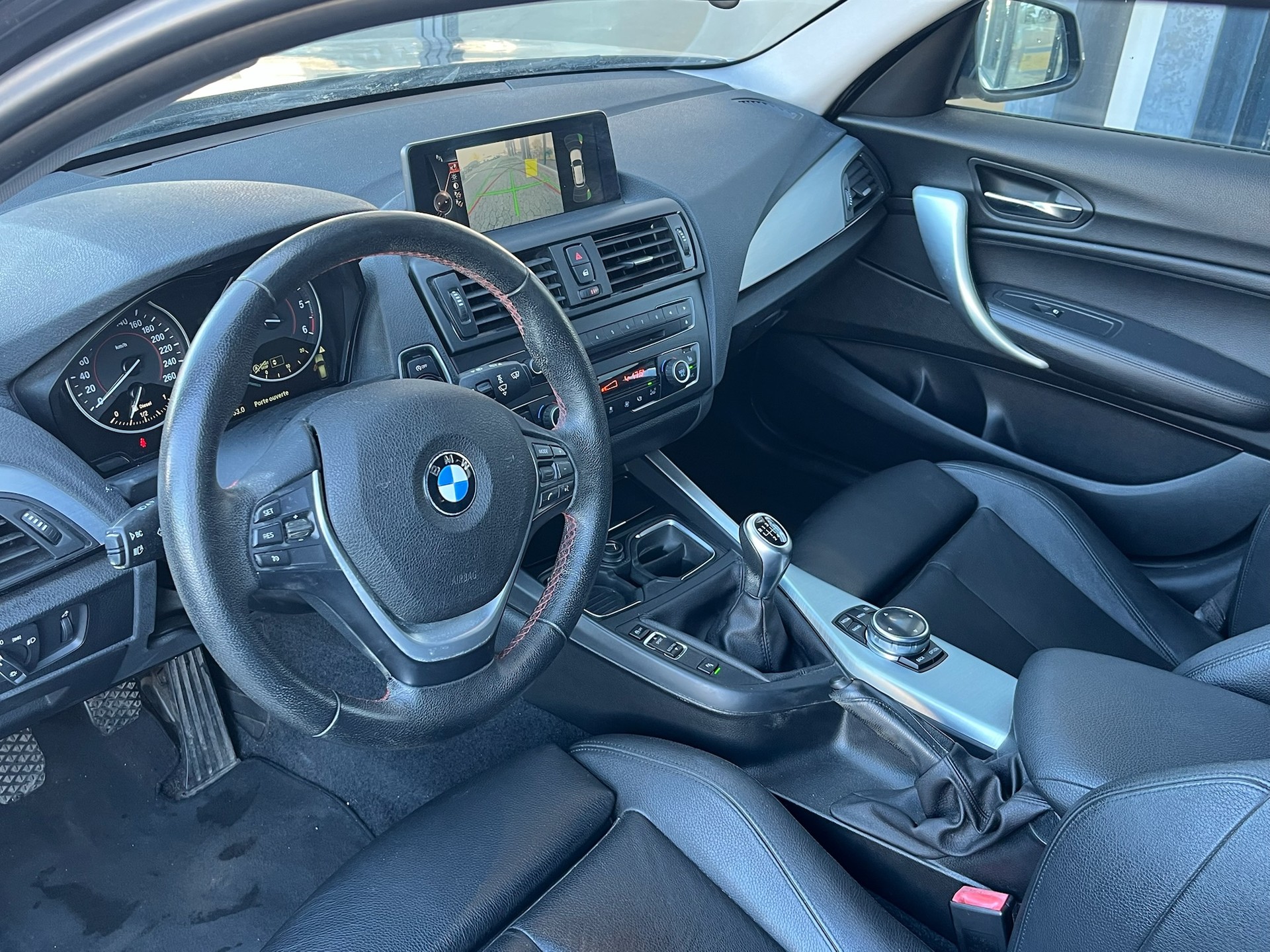 BMW 120d xDrive Sport Line-image-10
