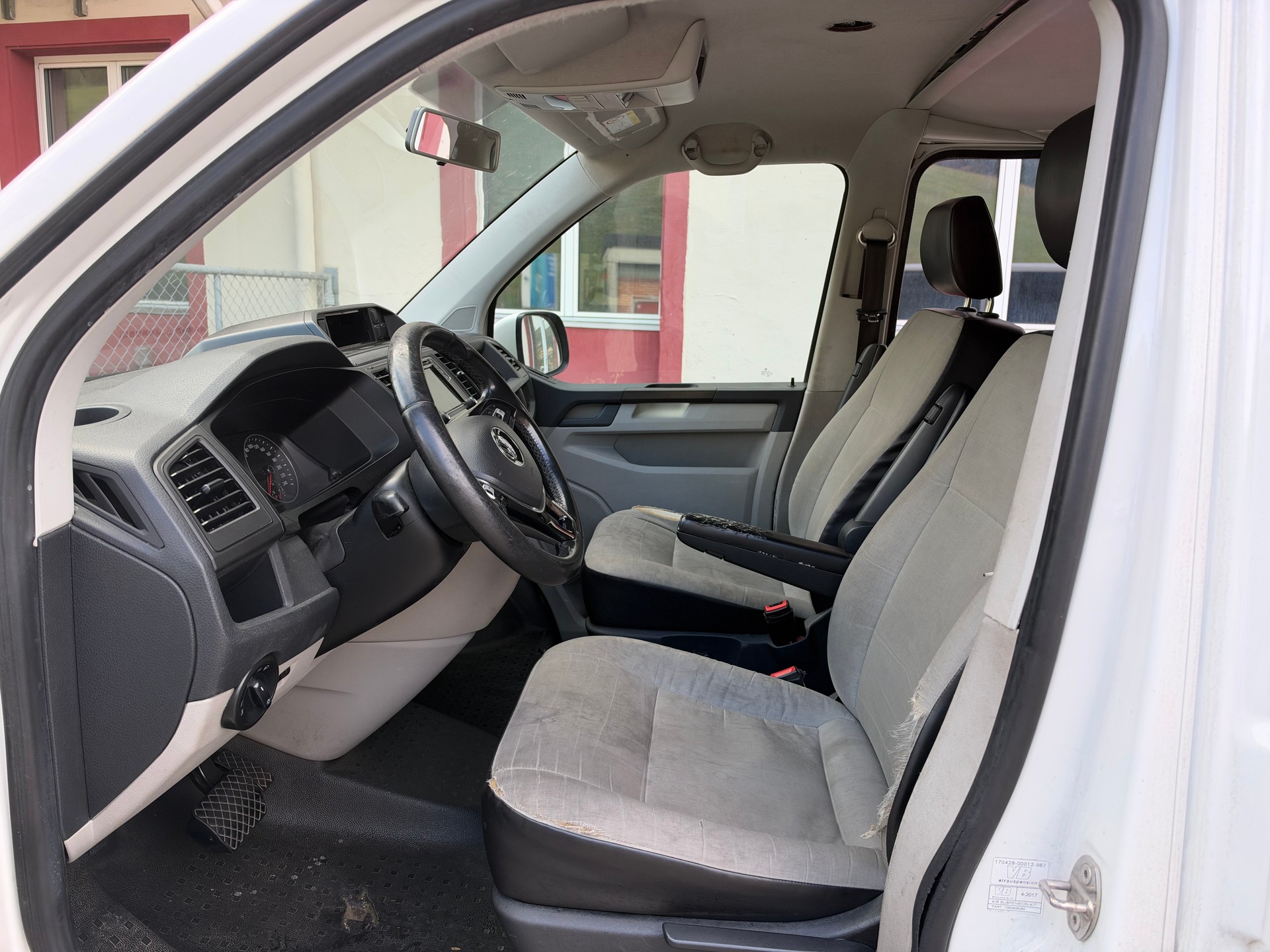 VW T6 2.0 Bi-TDI 4Motion-image-6