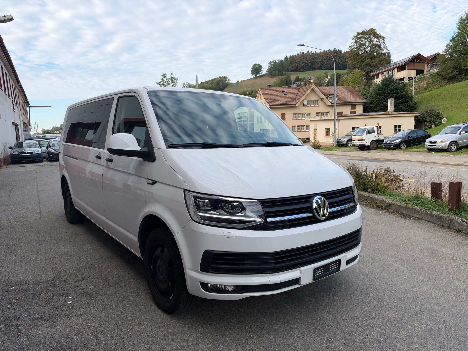 VW T6 2.0 Bi-TDI 4Motion-image-1