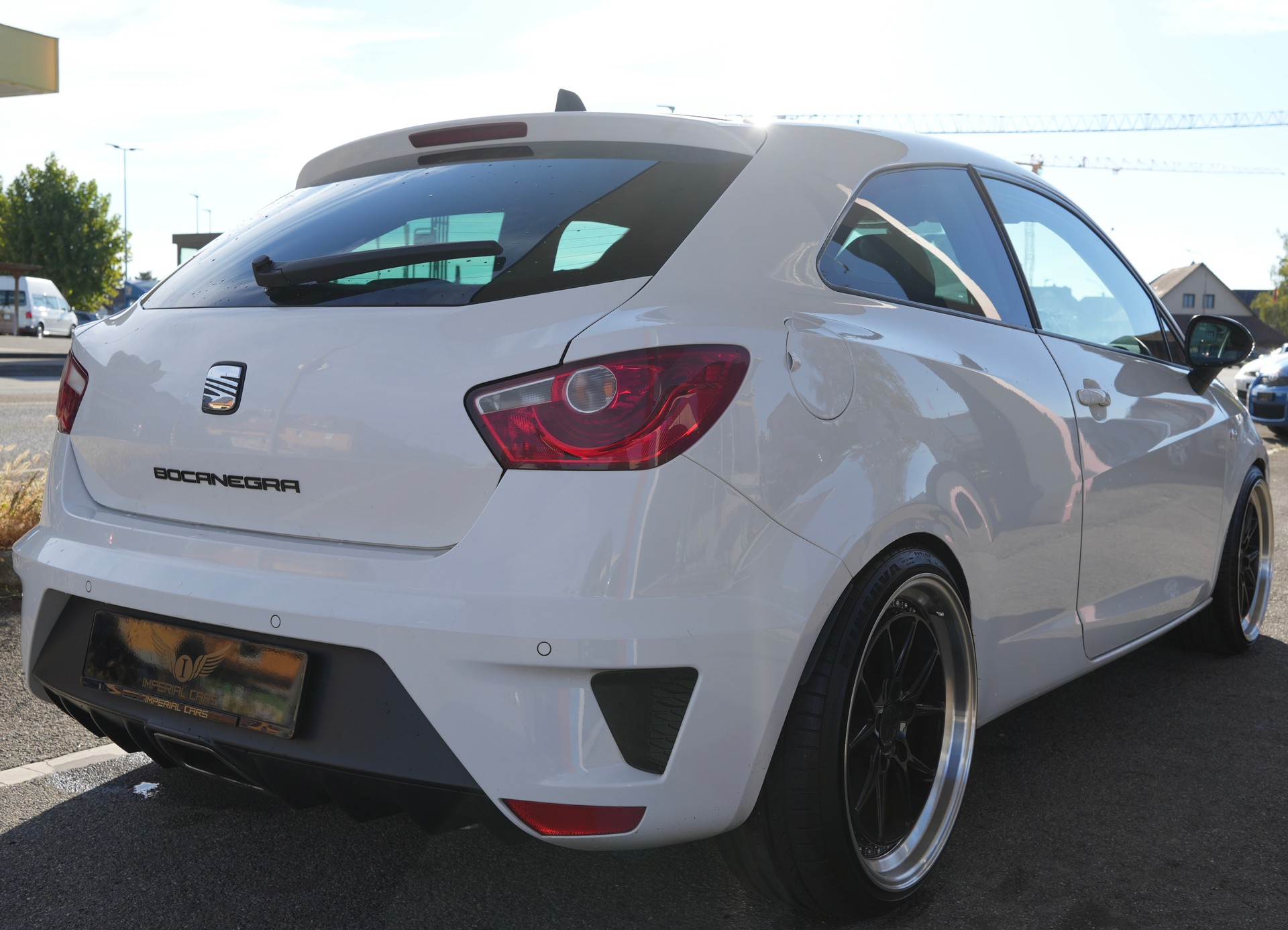 SEAT Ibiza SC 1.4 TSI Cupra DSG-image-4