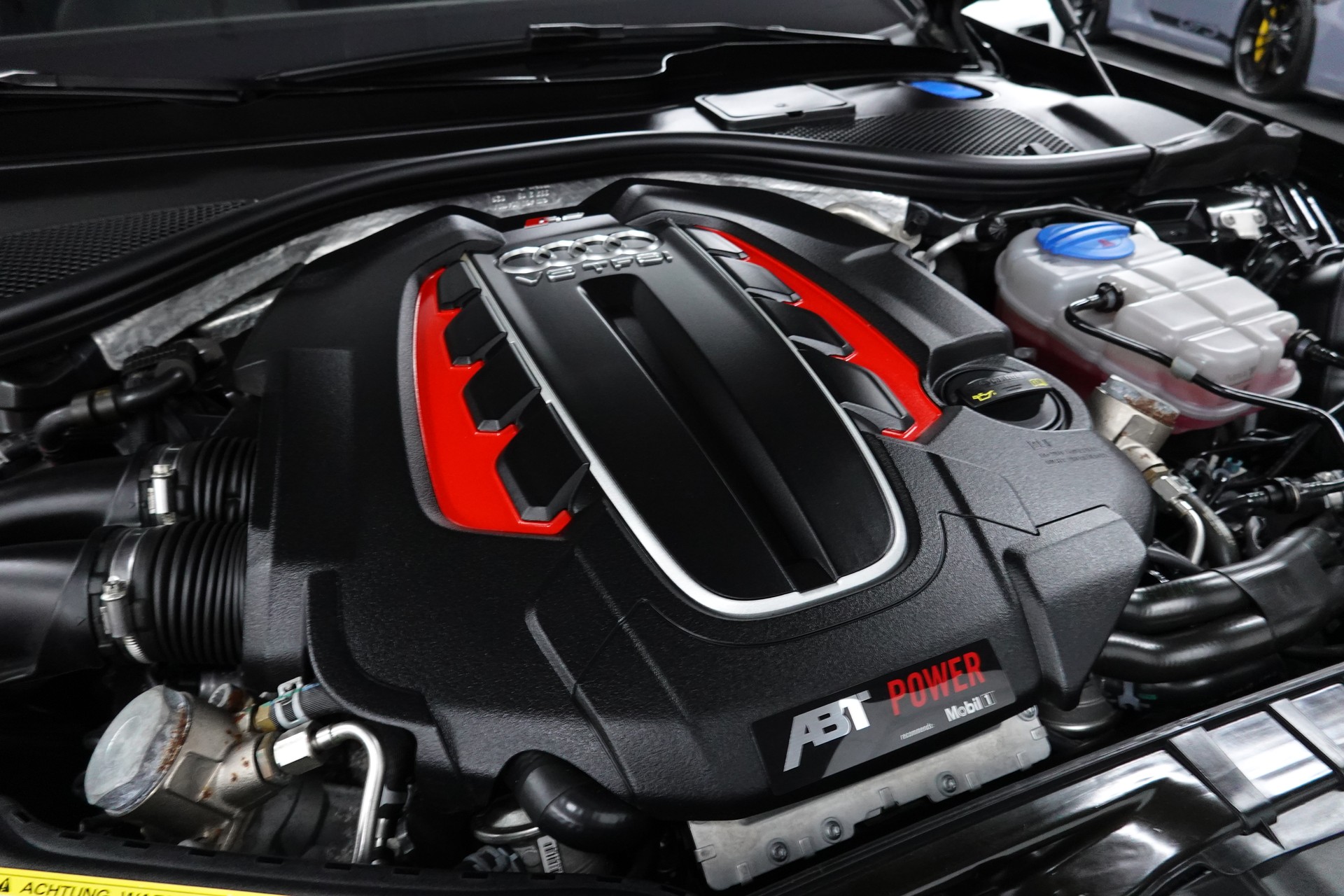 AUDI RS6 AVANT 4.0 TFSI V8 PERFORMANCE QUATTRO ABT PANTHER KRISTALL BLACK-image-5
