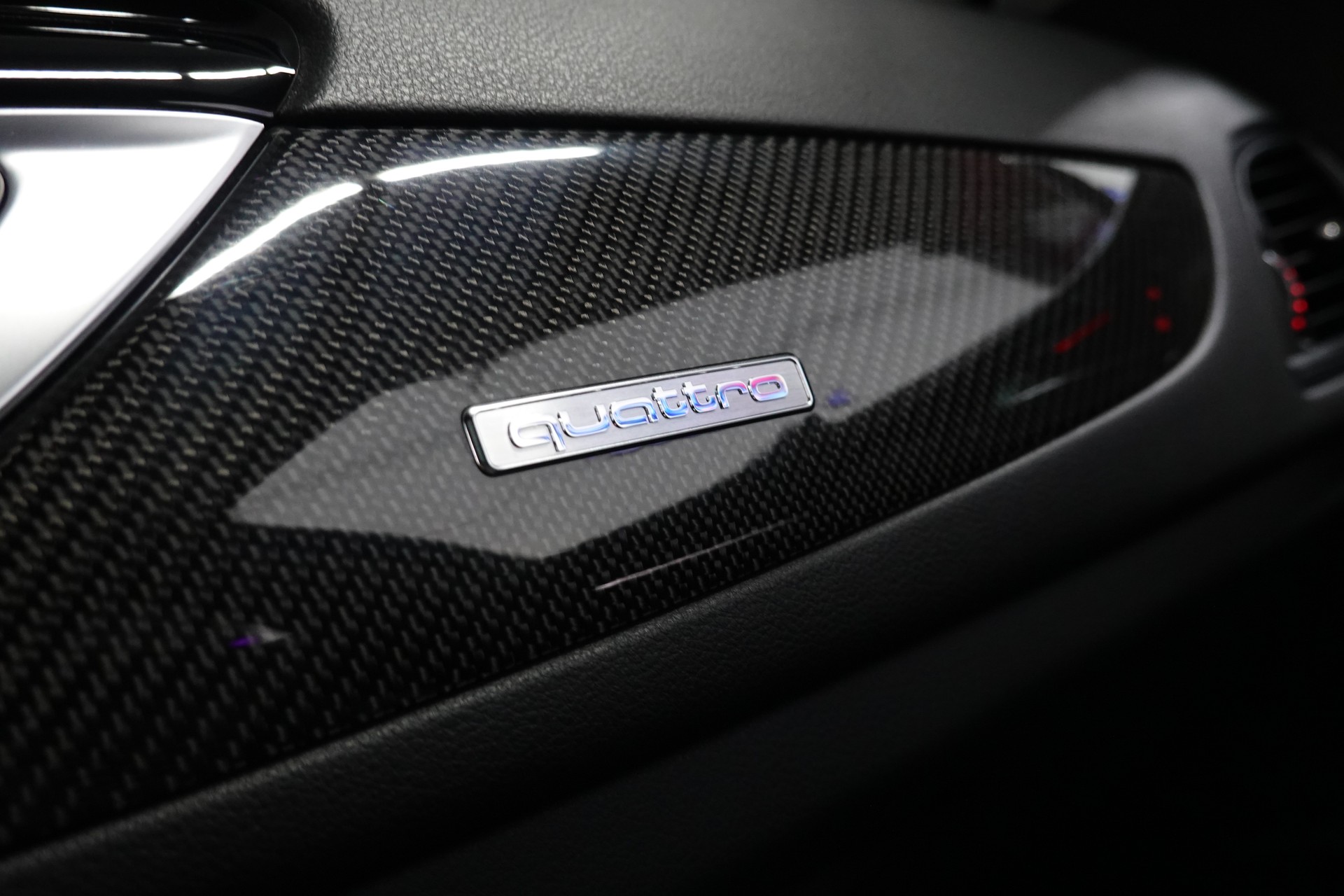 AUDI RS6 AVANT 4.0 TFSI V8 PERFORMANCE QUATTRO ABT PANTHER KRISTALL BLACK-image-32