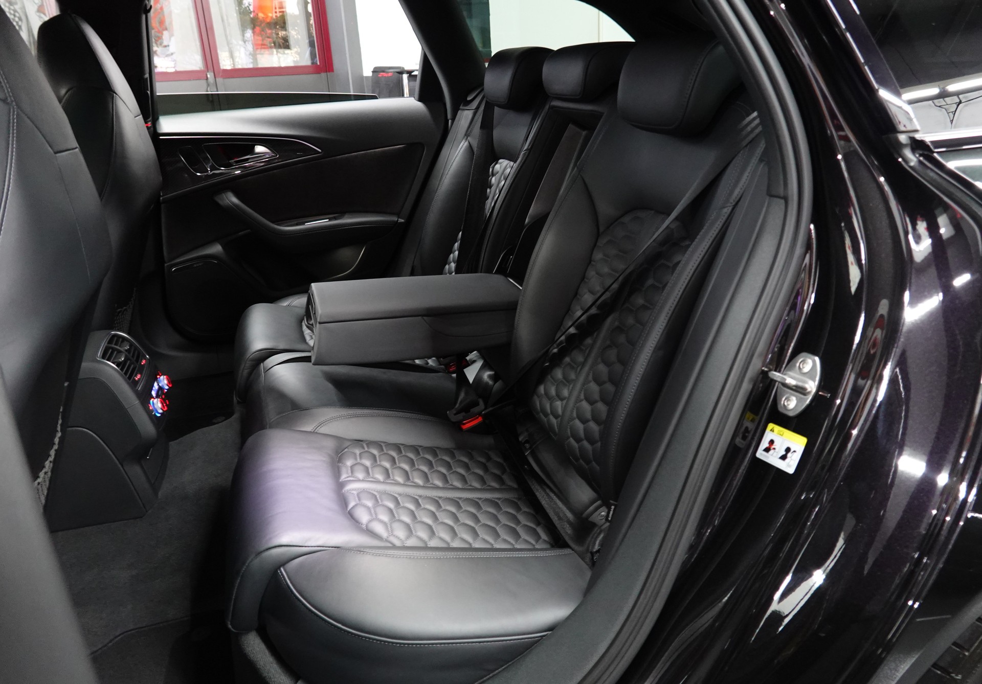AUDI RS6 AVANT 4.0 TFSI V8 PERFORMANCE QUATTRO ABT PANTHER KRISTALL BLACK-image-39