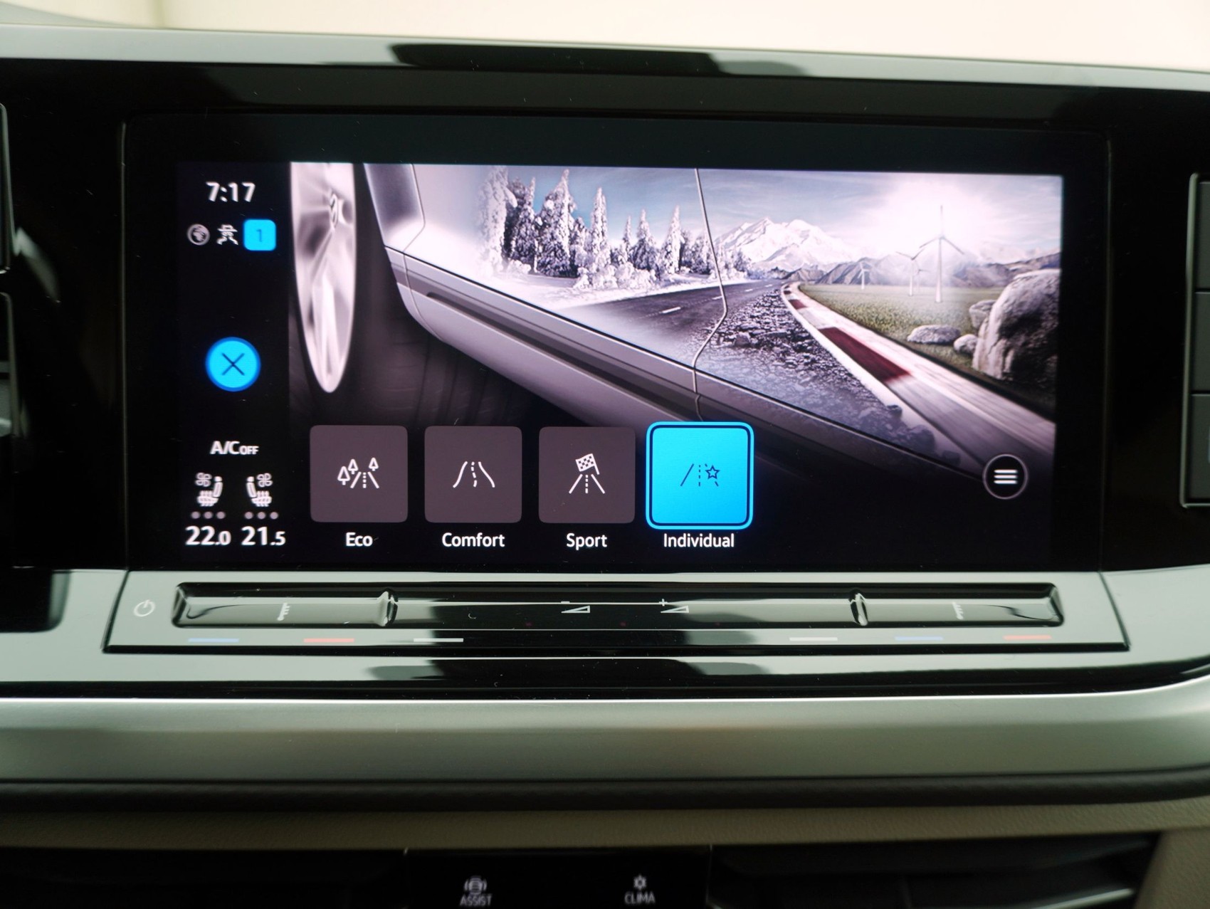 VW T7 Multivan kurz 2.0 TSI DSG Style **VW Werksgarantie bis 04/2027**-image-25