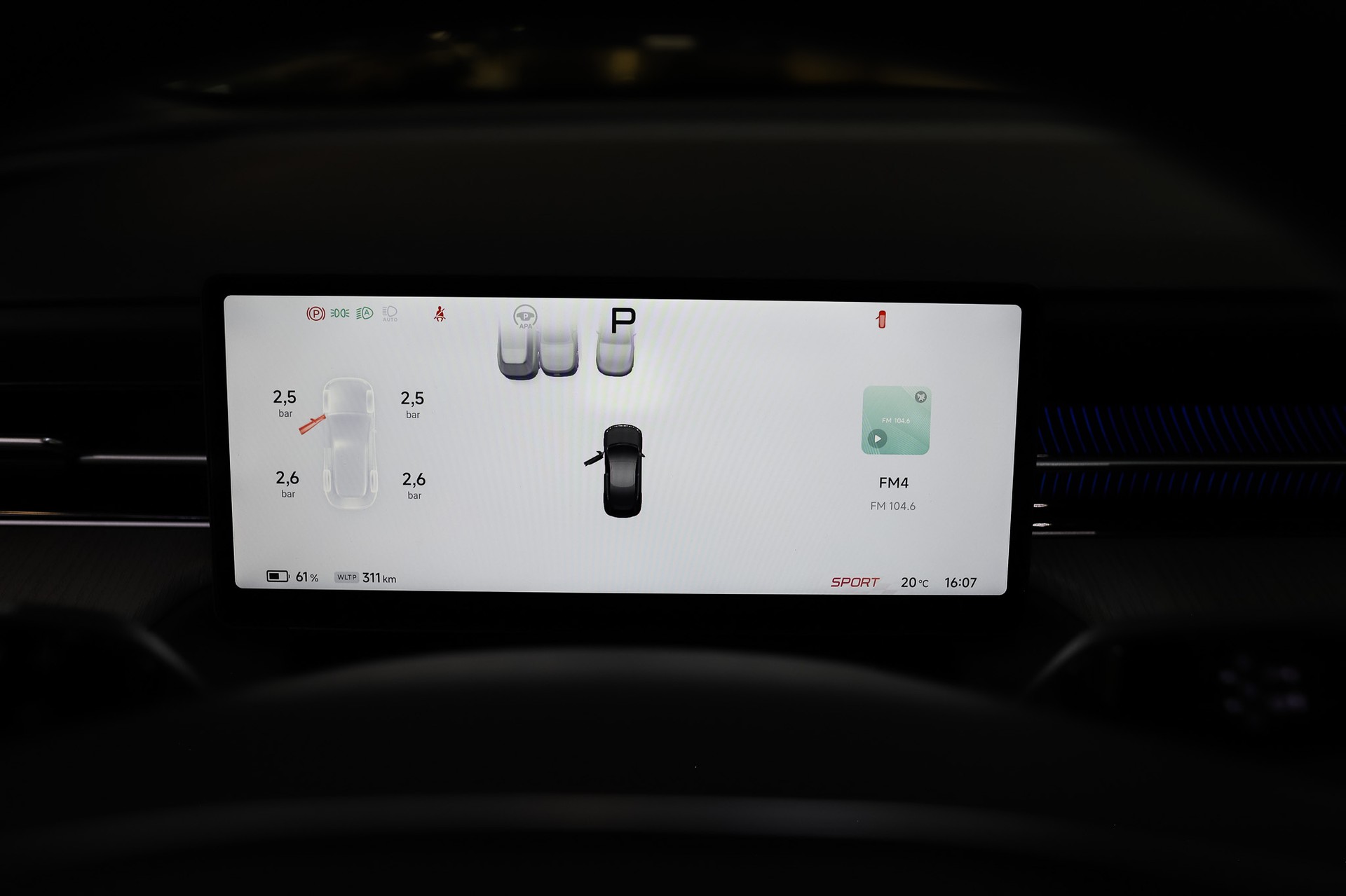XPENG G6 80kWh Performance AWD BLACK EDITION * Anhängerkupplung *-image-24