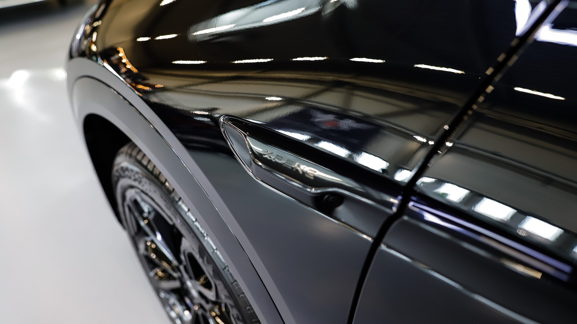XPENG G6 80kWh Performance AWD BLACK EDITION * Anhängerkupplung *-image-6