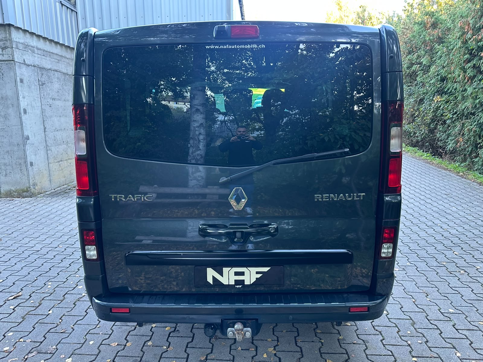 RENAULT Trafic Blue dCi 145 Spaceclass Pack Escapade-image-4