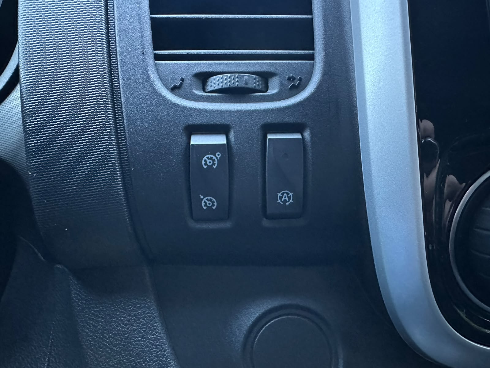 RENAULT Trafic Blue dCi 145 Spaceclass Pack Escapade-image-23