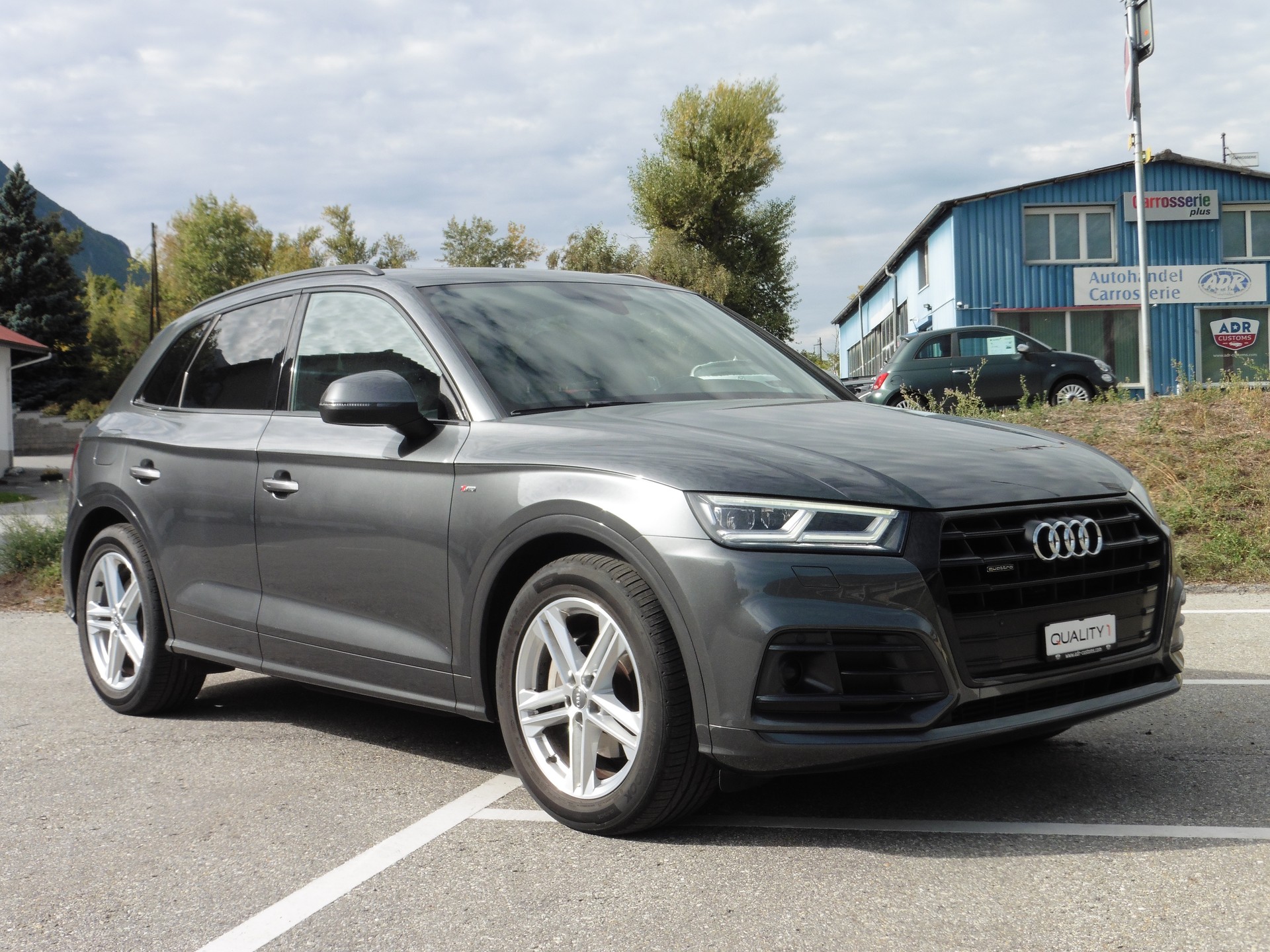 AUDI Q5 2.0 TFSI sport quattro S-tronic-image-0