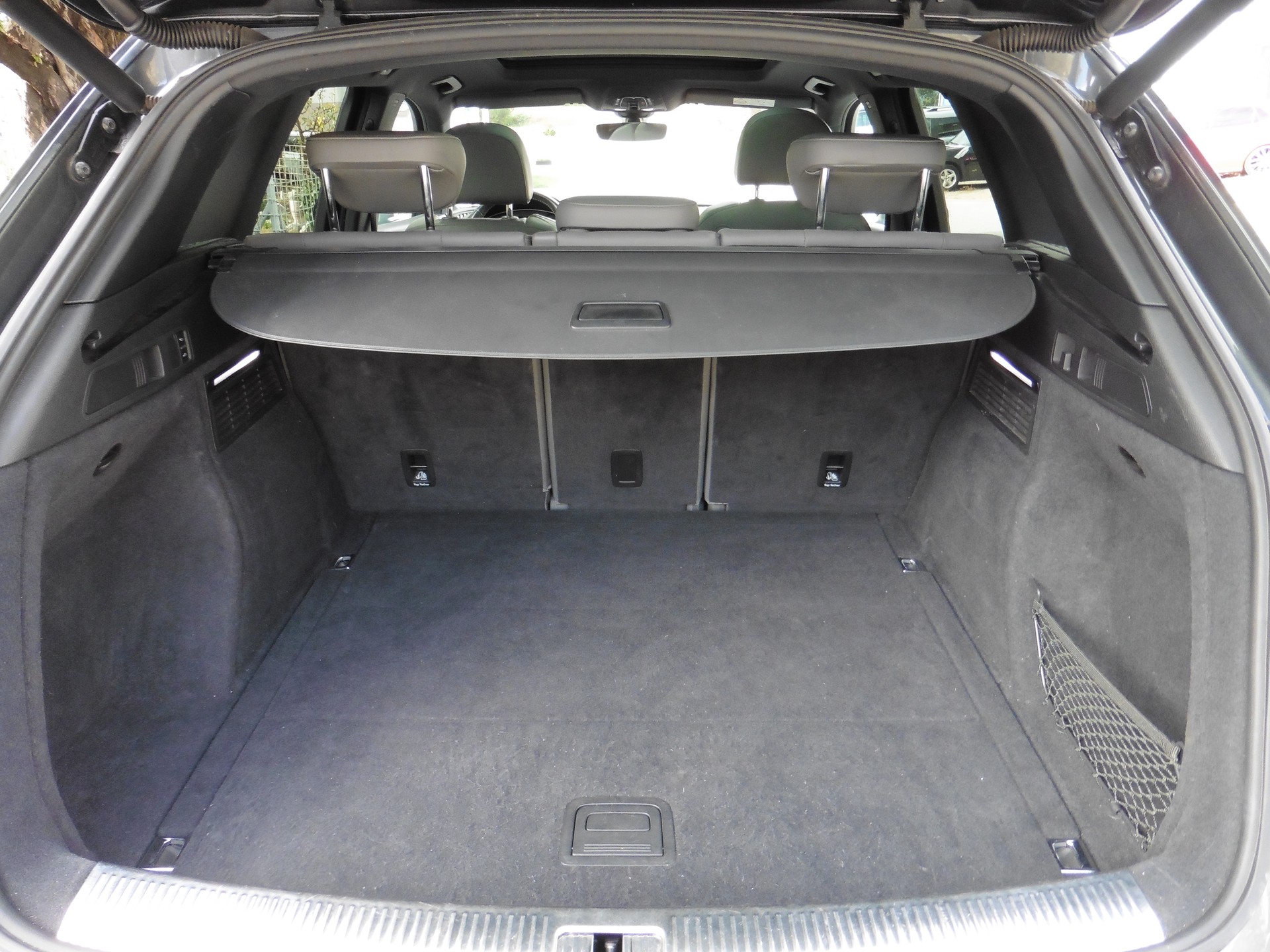 AUDI Q5 2.0 TFSI sport quattro S-tronic-image-28